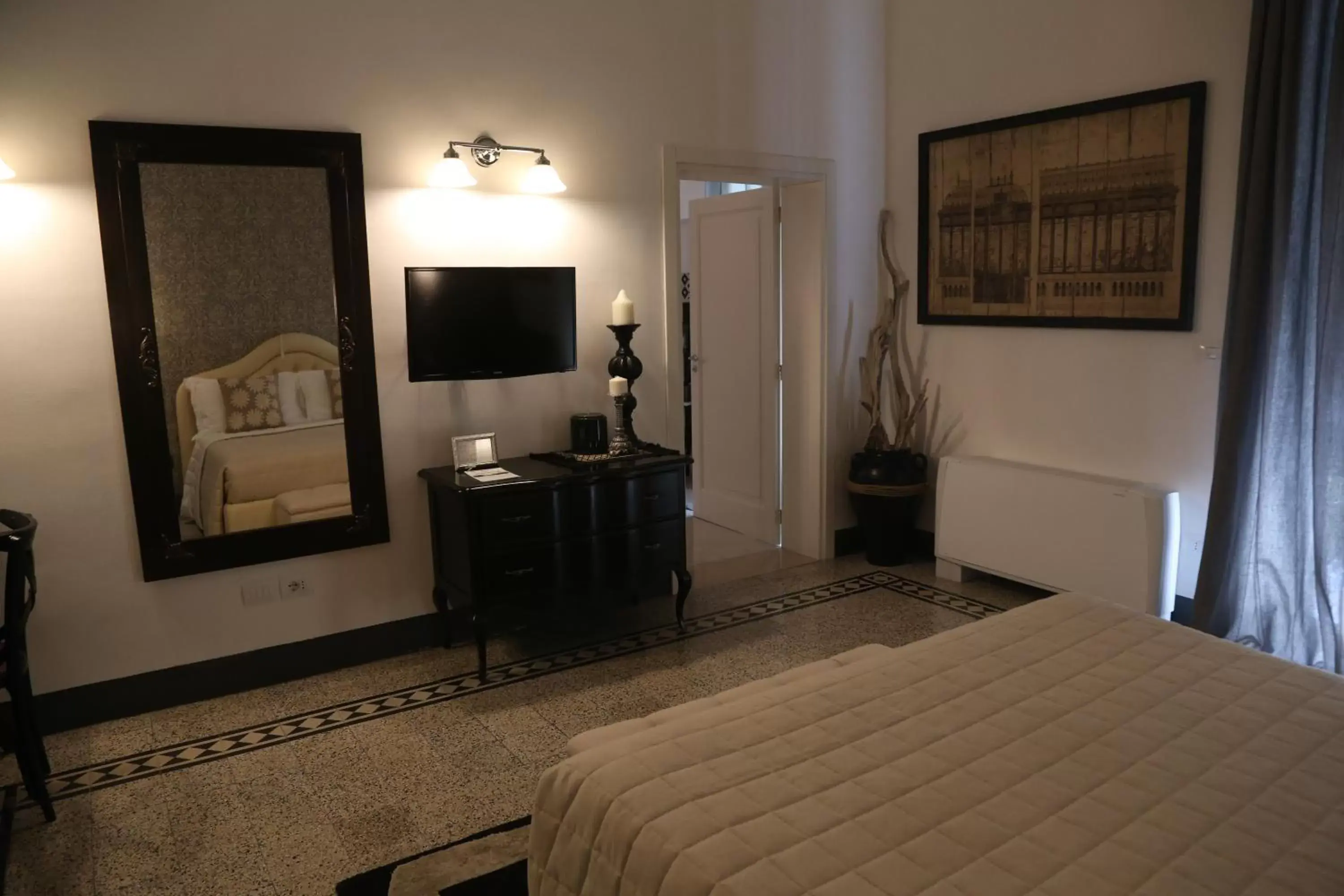 Junior Suite with Balcony in Palazzo Bignami Junior Suite with Balcony in Palazzo Bignami