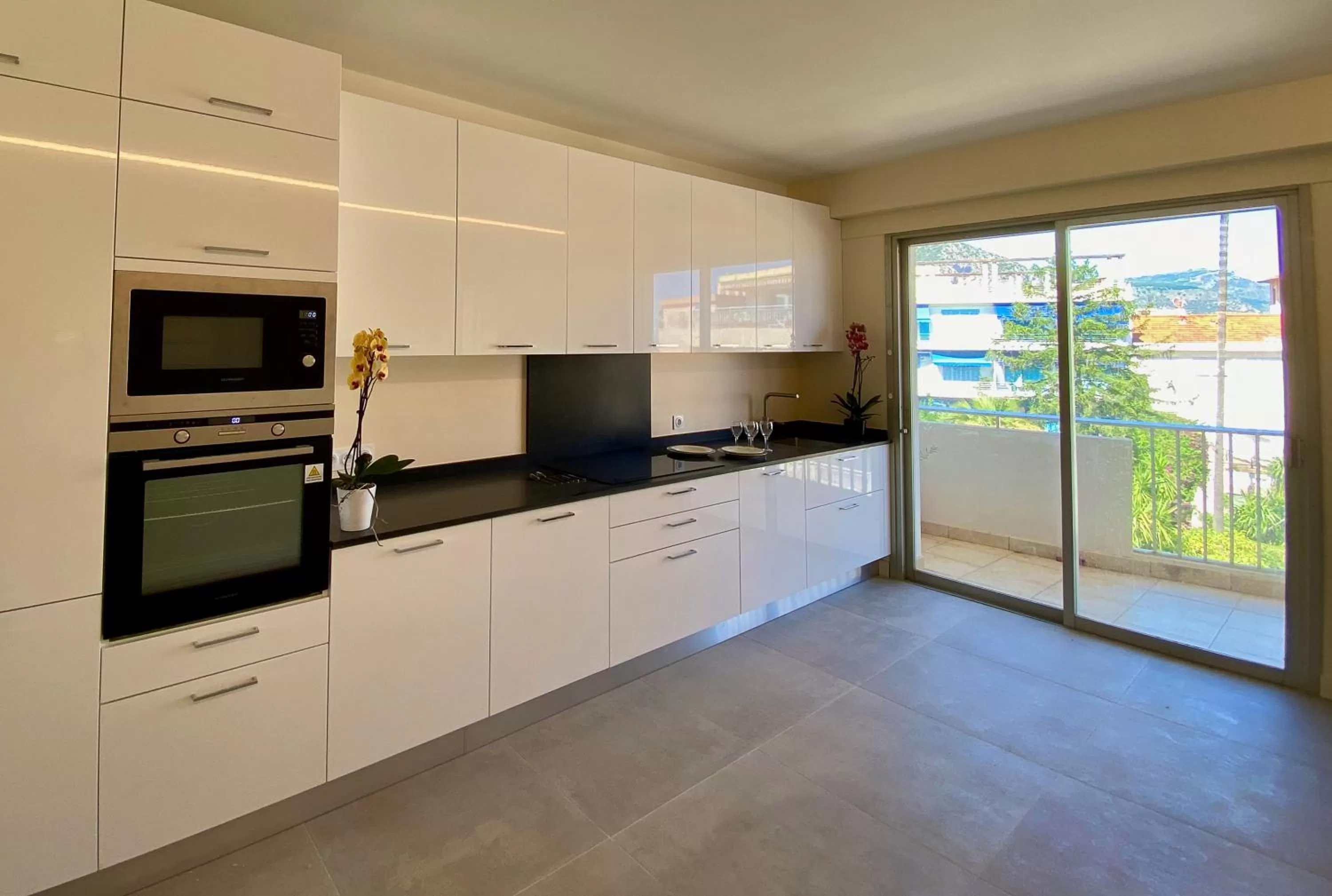 kitchen in Résidence Carlton - Rénovée avec Piscine