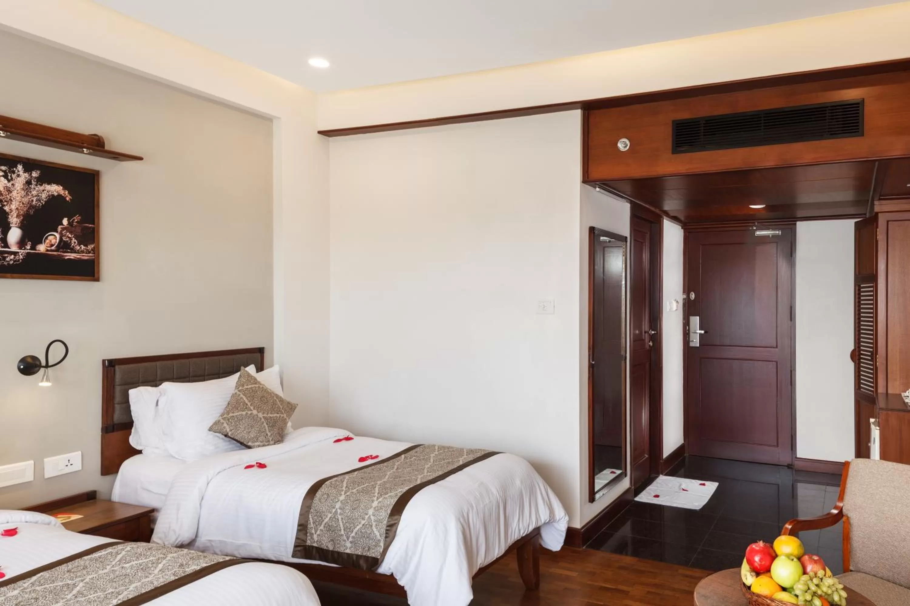 Bed in Keys Select by Lemon Tree Hotels, Malabar Gate, Kozhikode