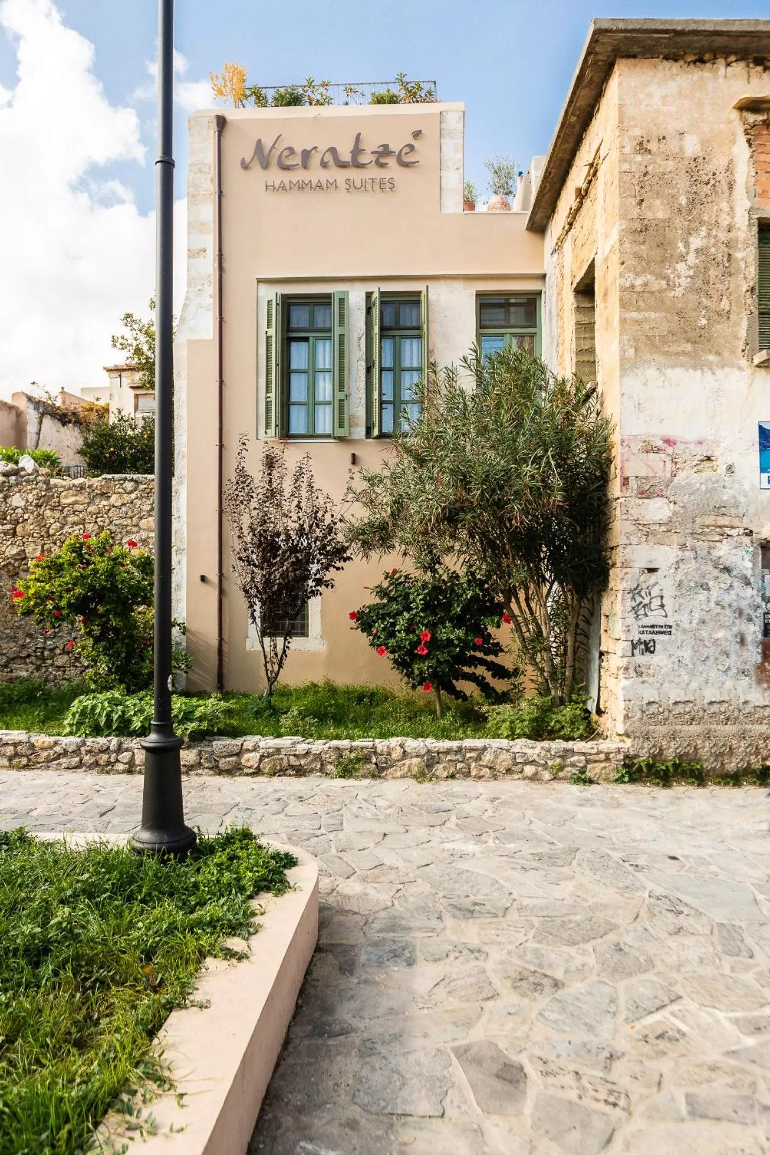 Property Building in Neratze Hammam Suites