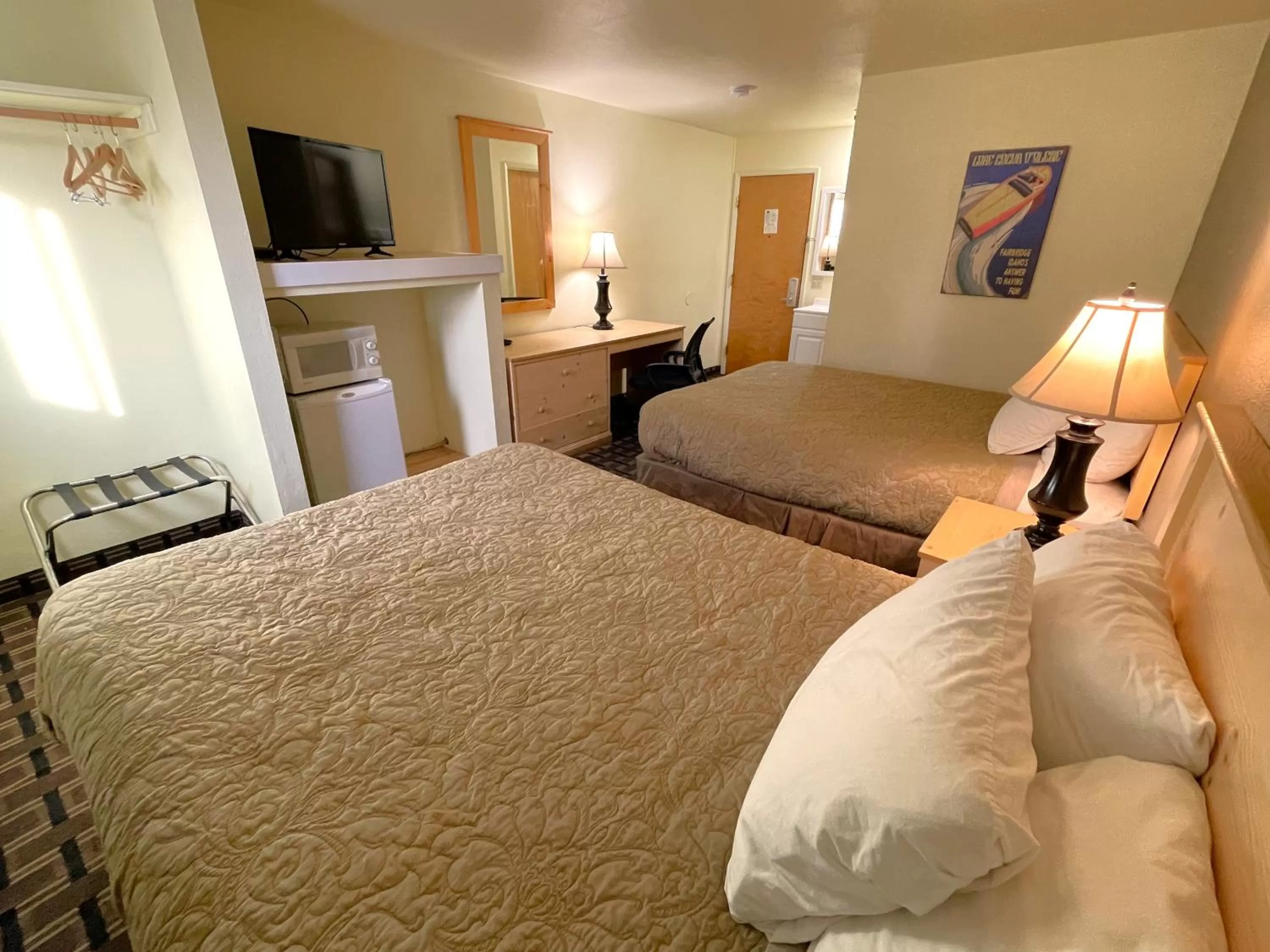 Bed in FairBridge Inn - Coeur d'Alene