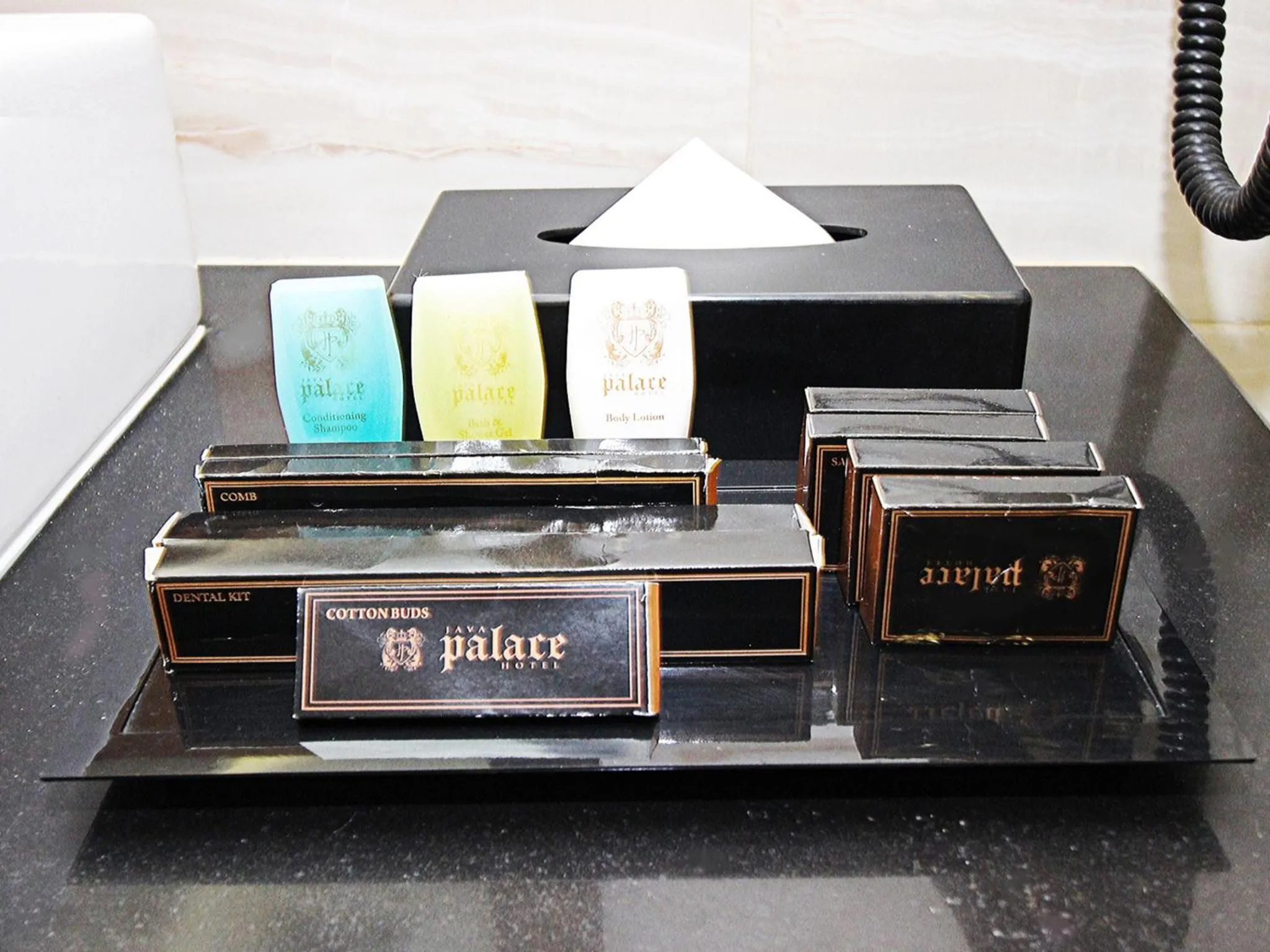 Bath in Java Palace Hotel