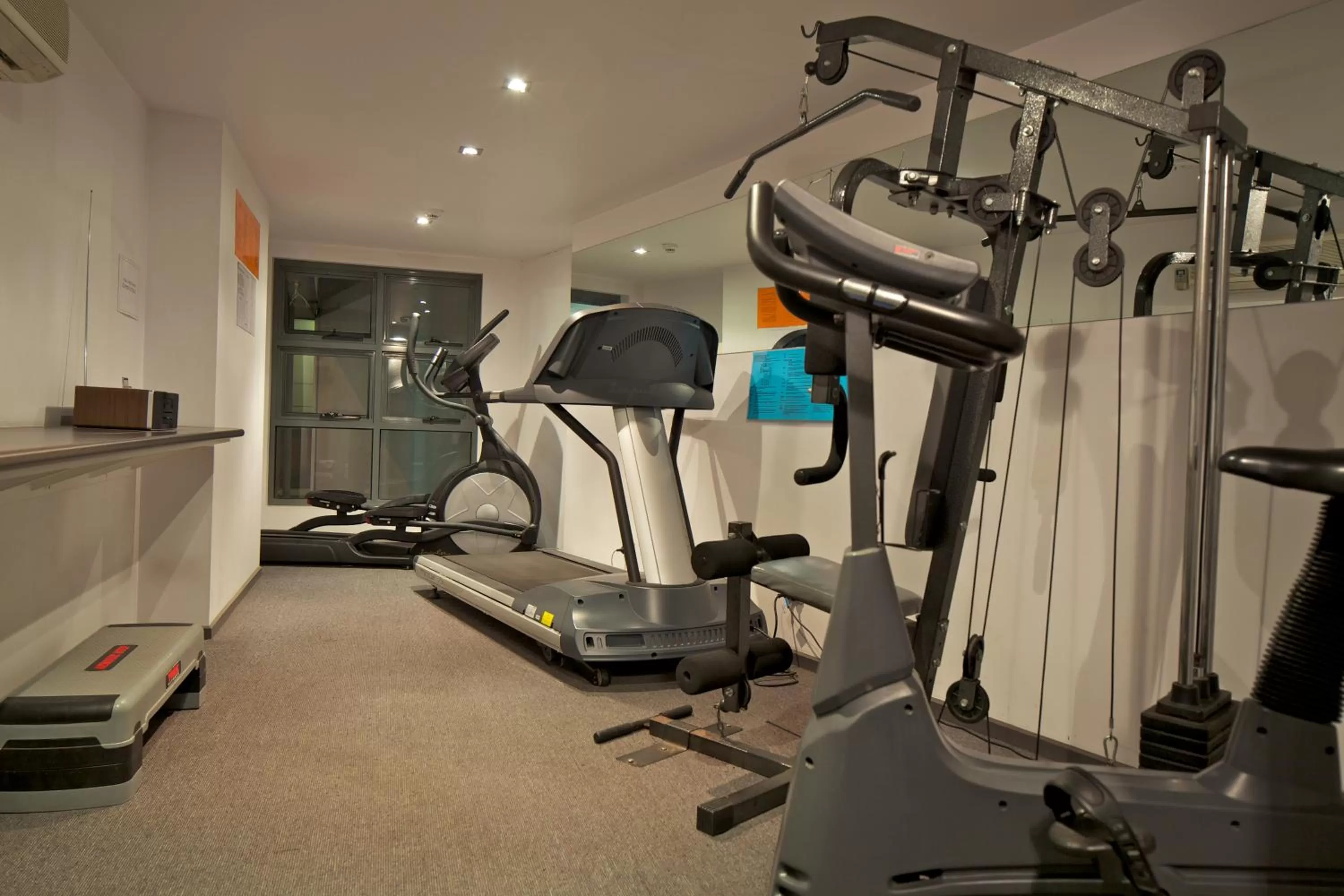 Fitness centre/facilities in Zero Davey Boutique Apartment Hotel