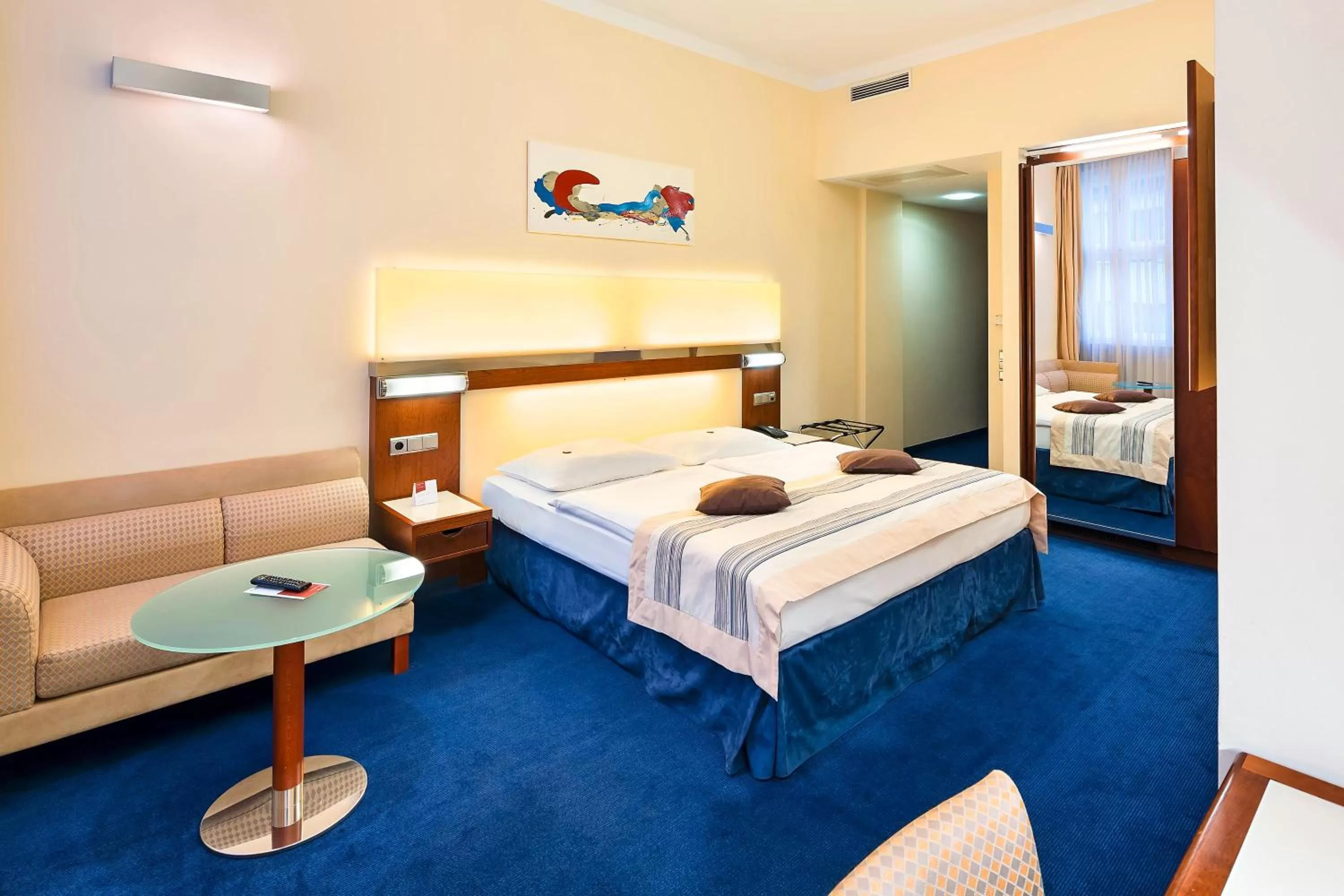 Bed in Austria Trend Hotel Europa Wien