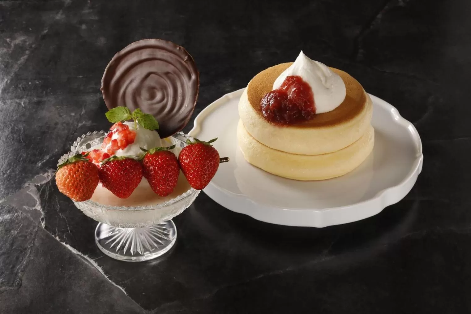 Restaurant/places to eat in EN HOTEL Hakata