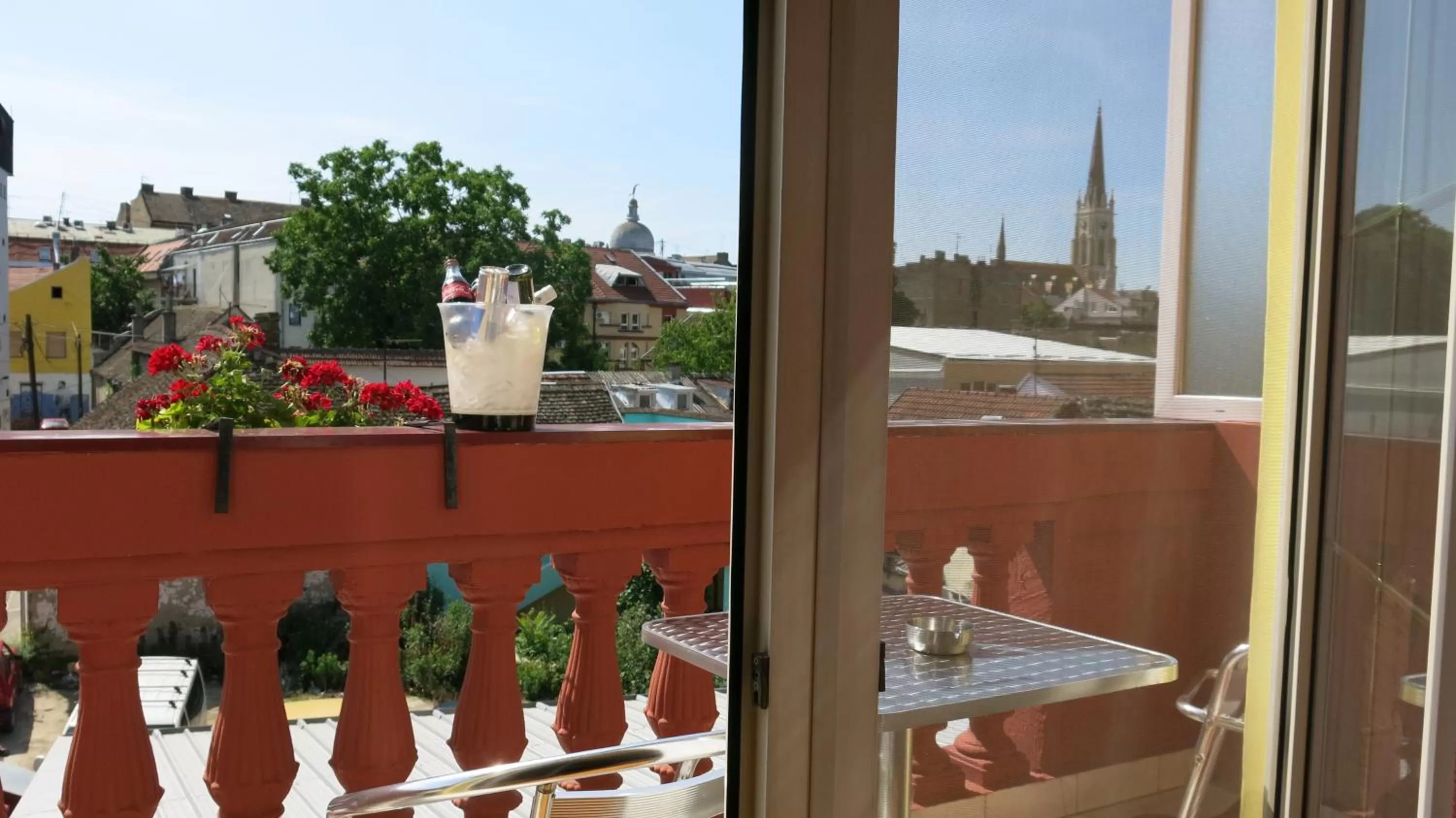 City view, Balcony/Terrace in Hotel Fontana