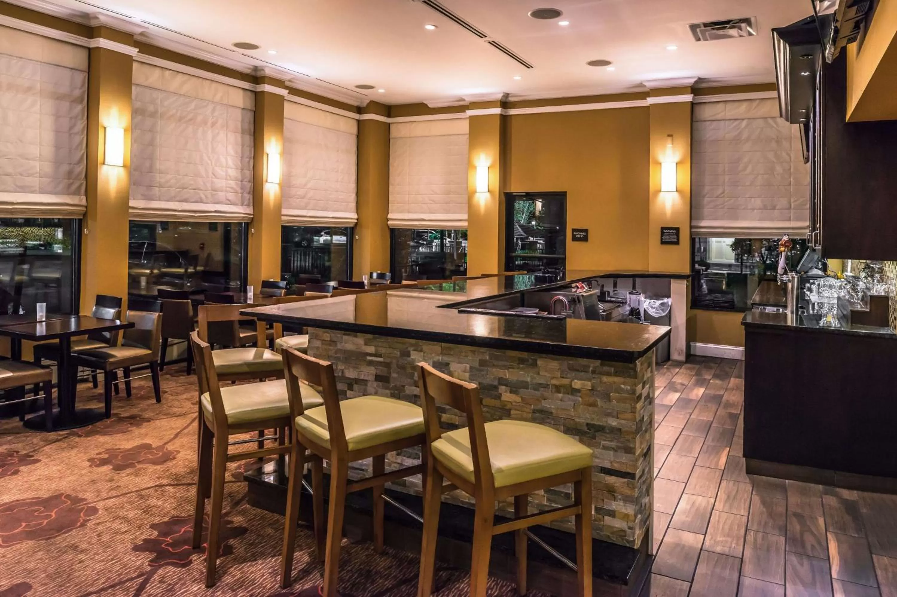 Restaurant/places to eat in Hilton Garden Inn Detroit Southfield