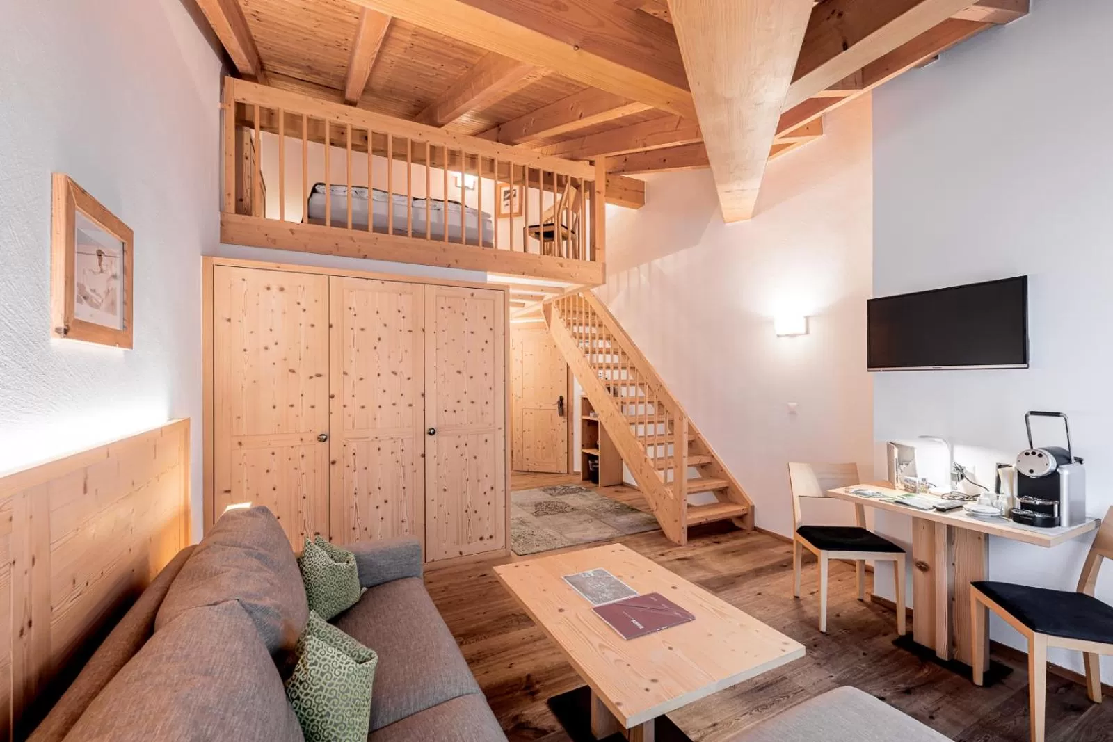 Living room in Hotel Sarain Active Mountain Resort