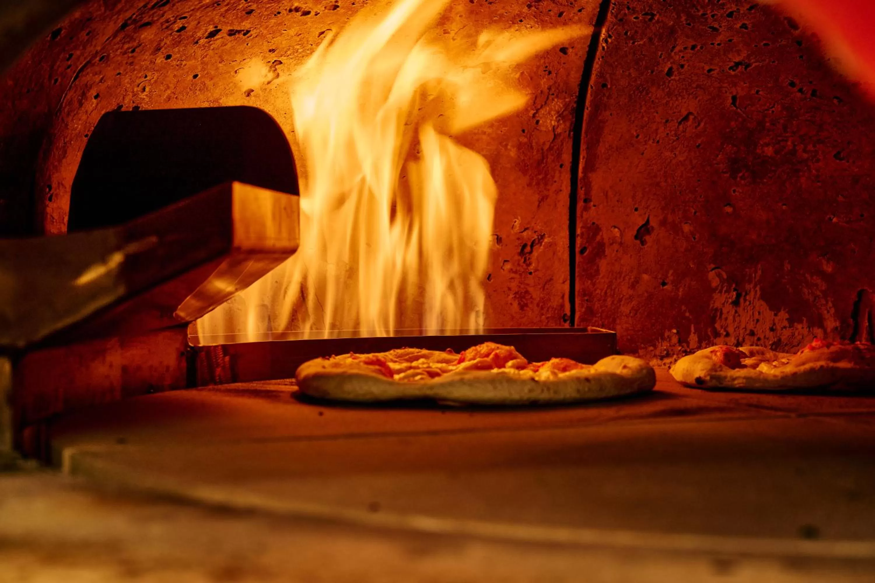 Restaurant/places to eat in Rydges Melbourne