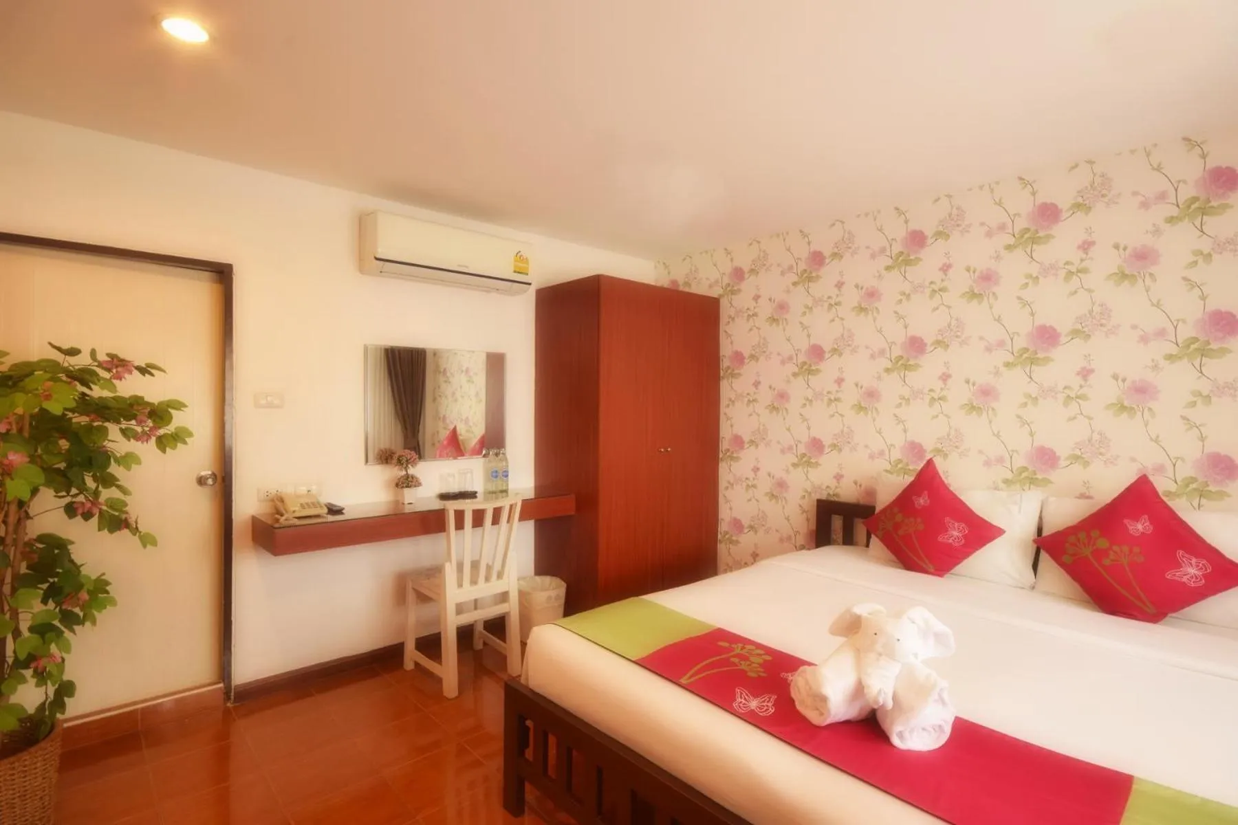 Bed in Blissotel Ratchada