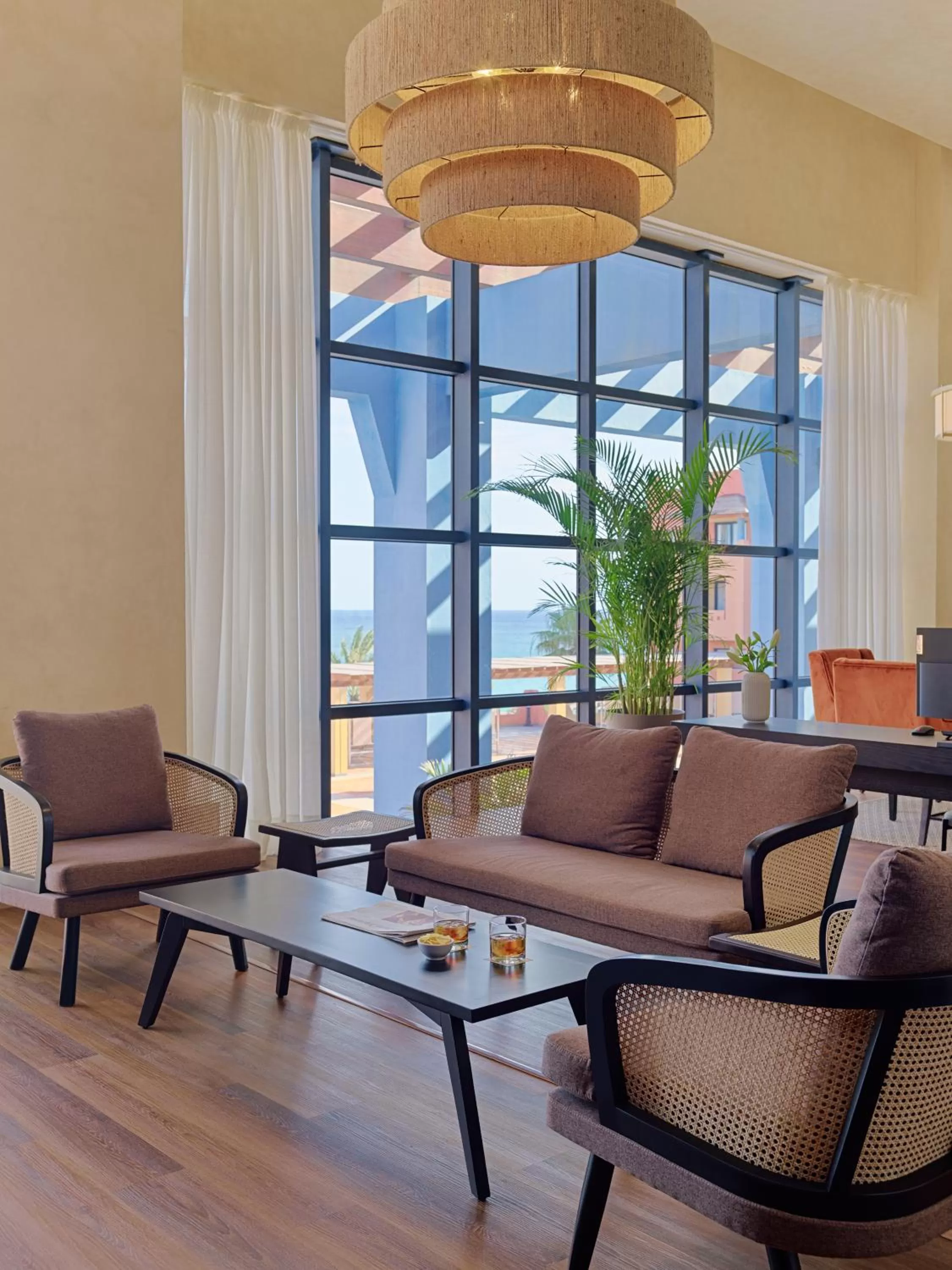 Lounge or bar in H10 Tindaya