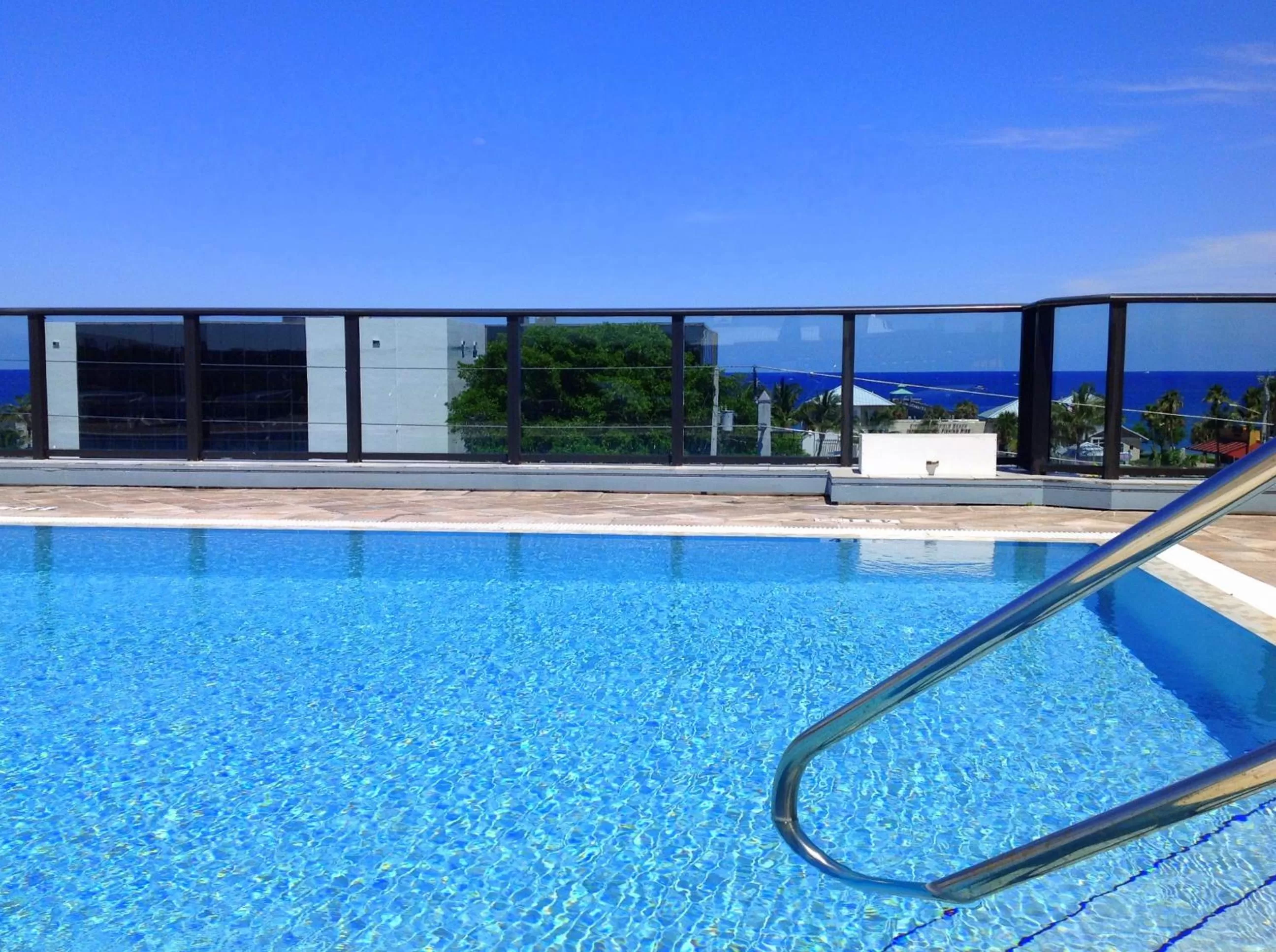 Pool view in Vistalmar Beach Resort