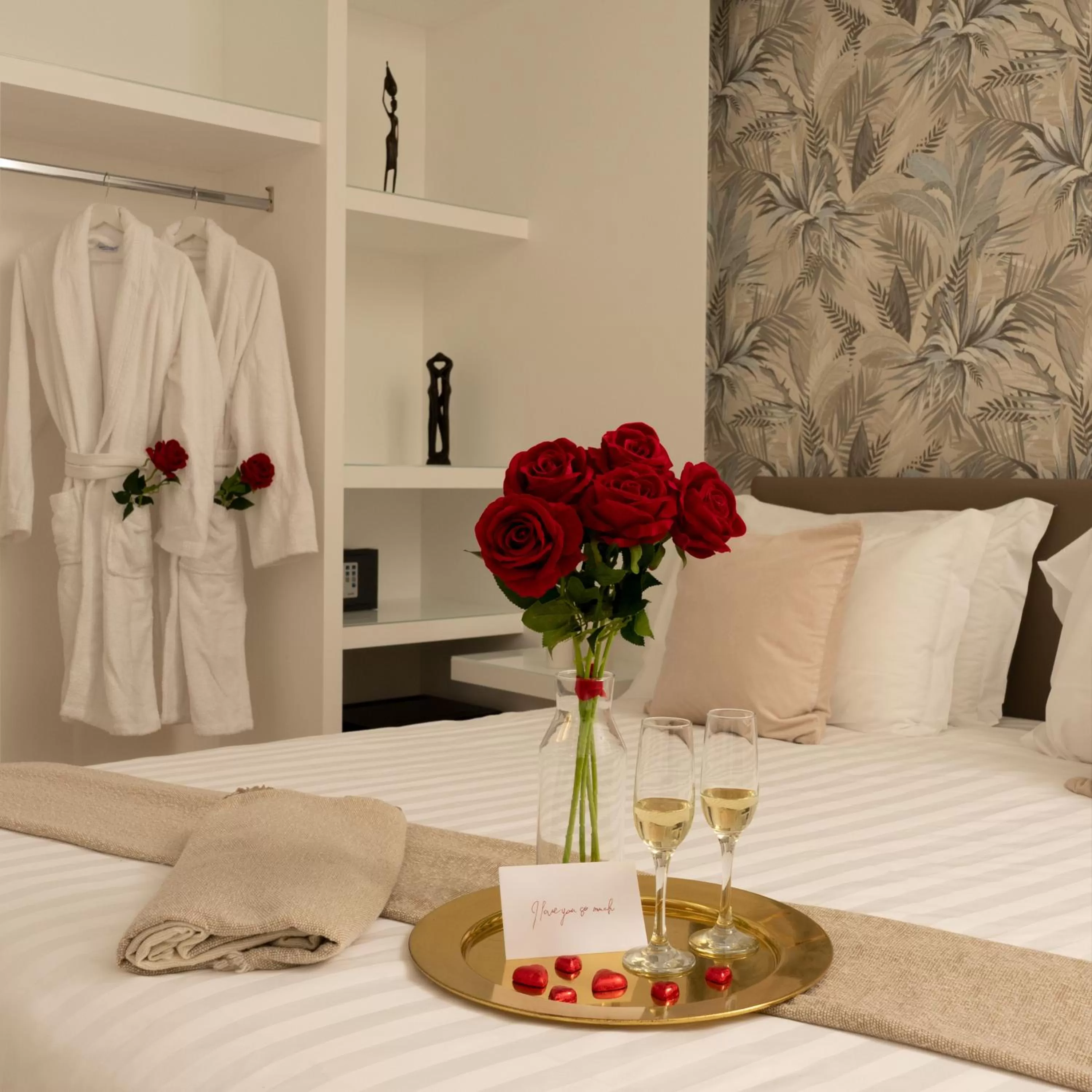 Bed, Bathroom in Otto Apulia House