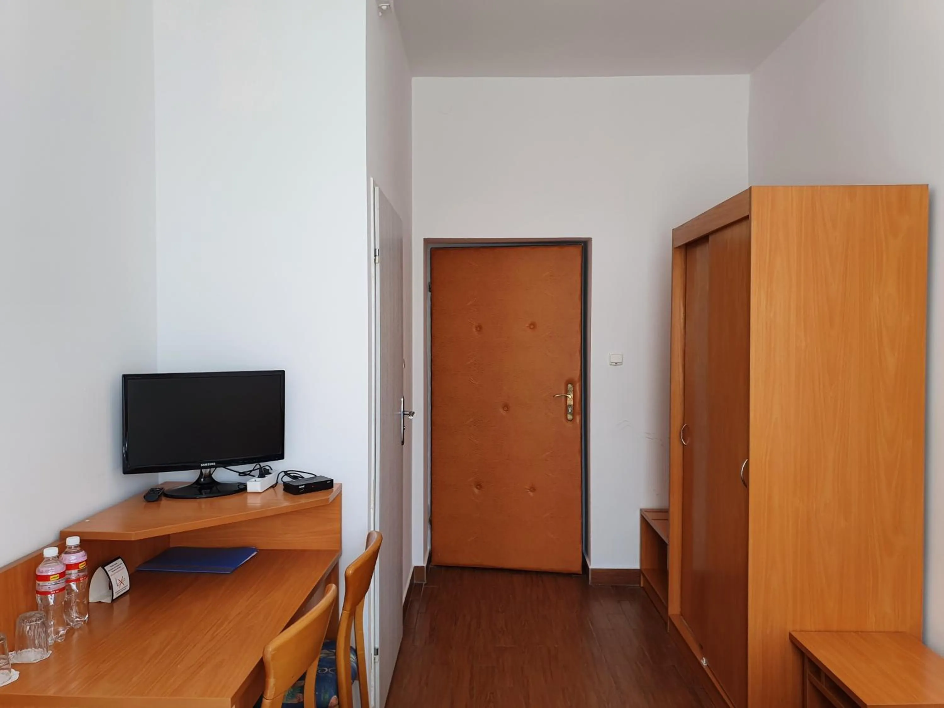 TV and multimedia in Hotel Miramar