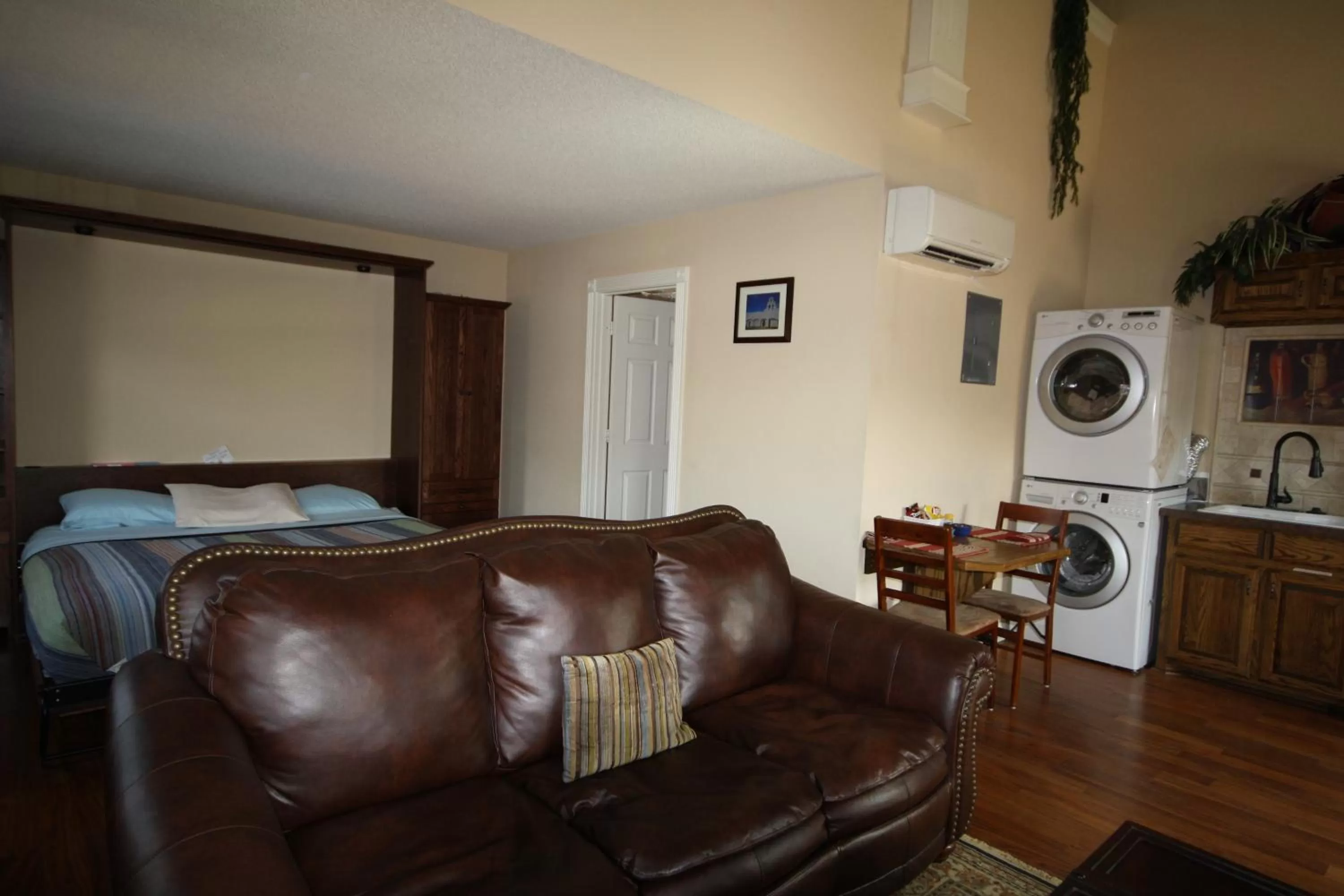 Decorative detail in Woodrow House Bed & Breakfast