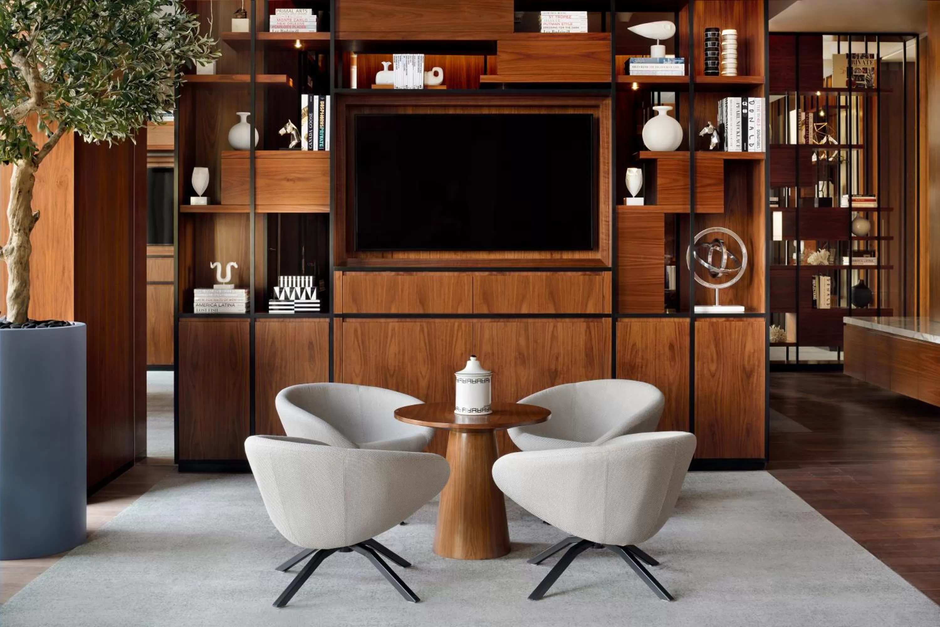 Meeting/conference room in Vida Emirates Hills