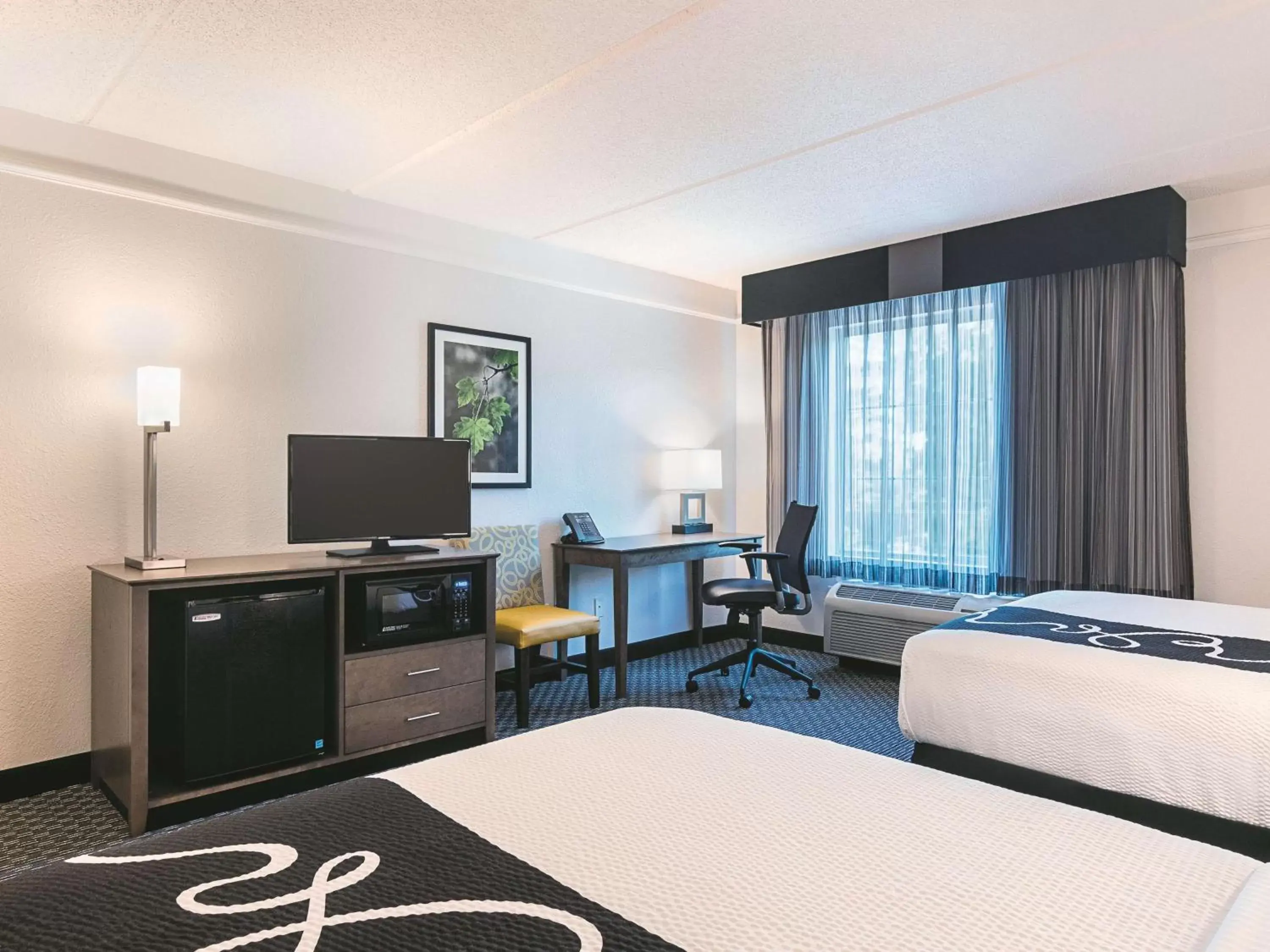 Double Room with Two Double Beds in La Quinta by Wyndham Atlanta Conyers Double Room with Two Double Beds in La Quinta by Wyndham Atlanta Conyers