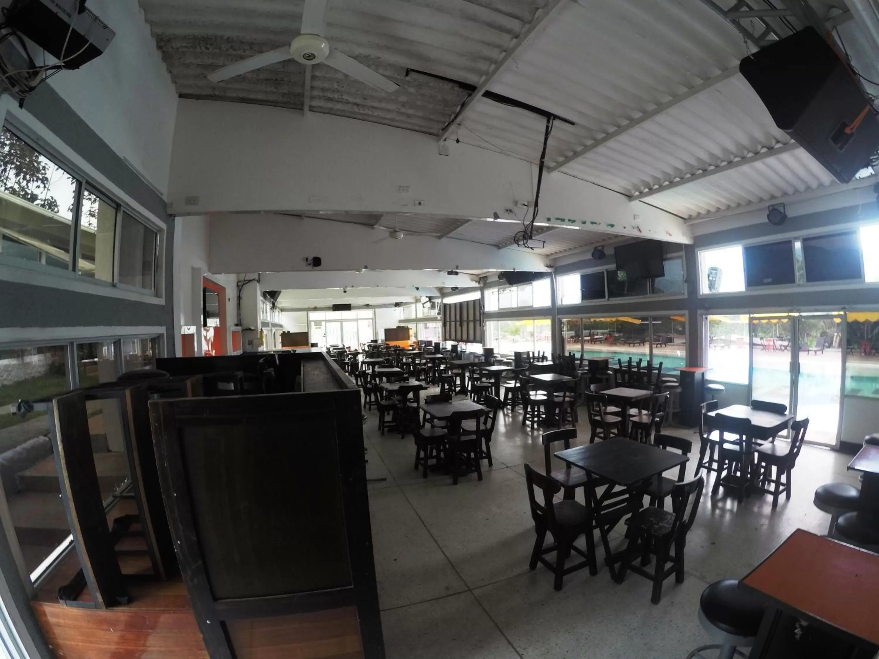 Karaoke, Restaurant/Places to Eat in Sky Club Eco Hotel