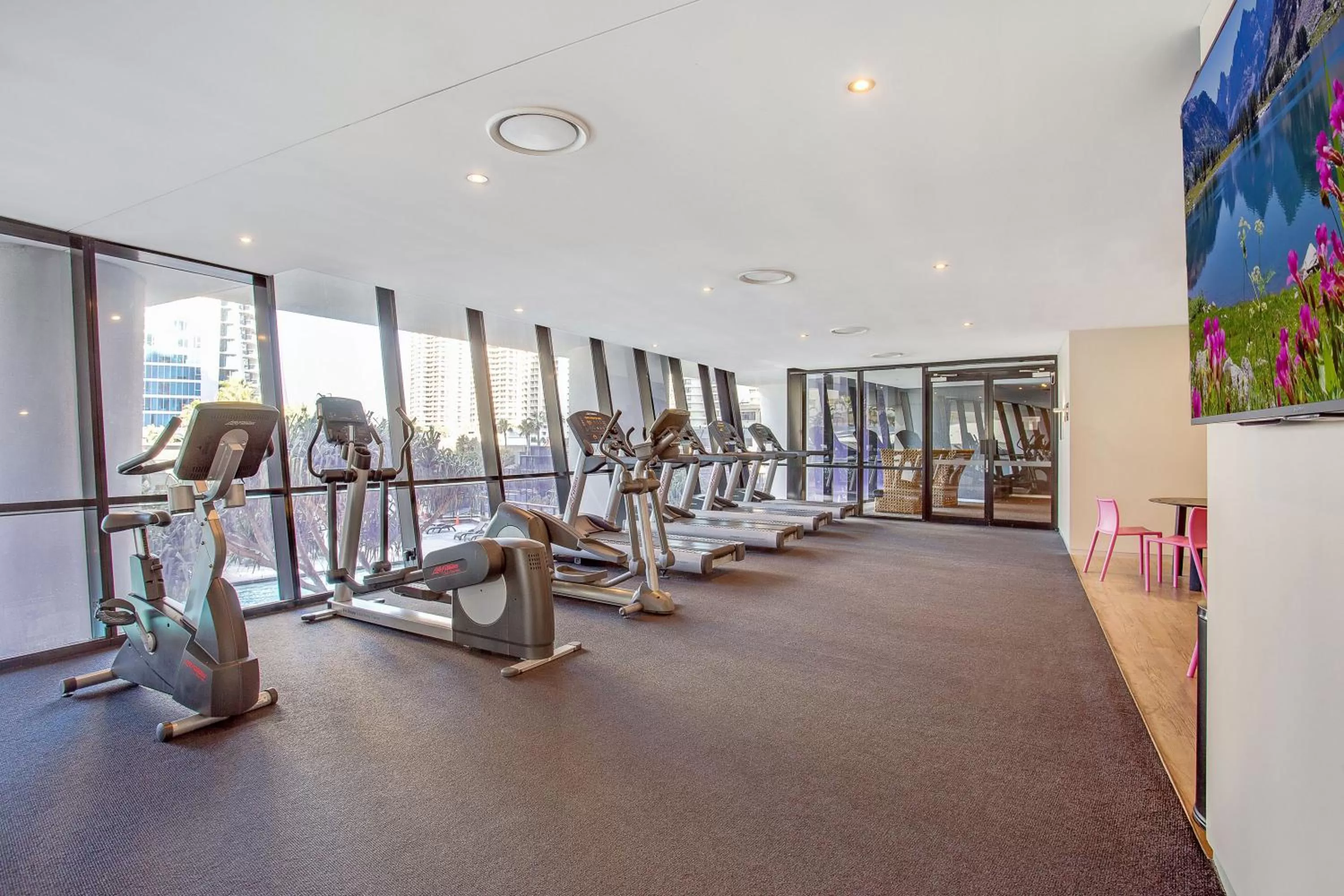 Fitness centre/facilities in Mantra Circle On Cavill
