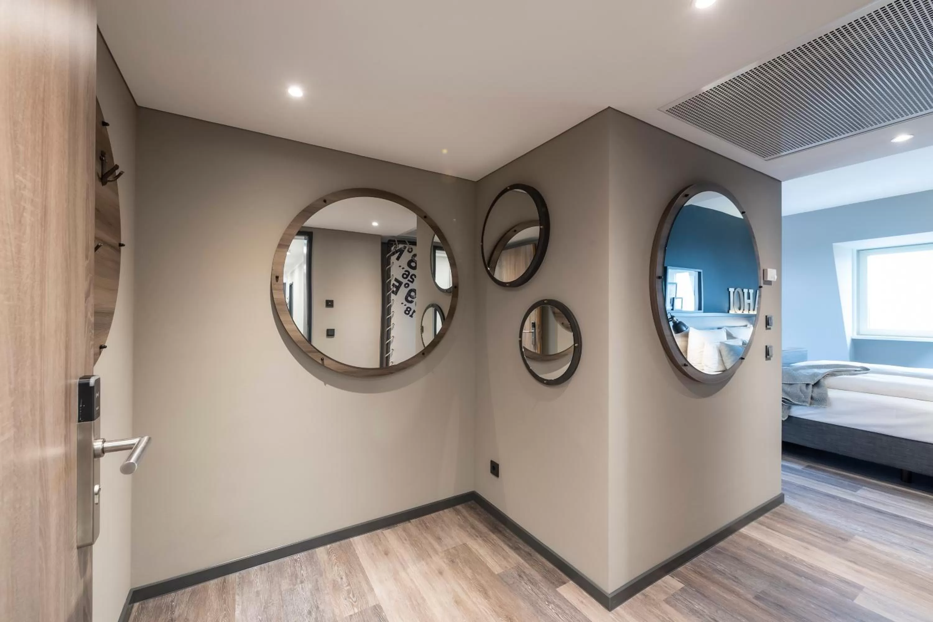 Bed in HARBR Hotel Ludwigsburg, a member of Radisson Individuals