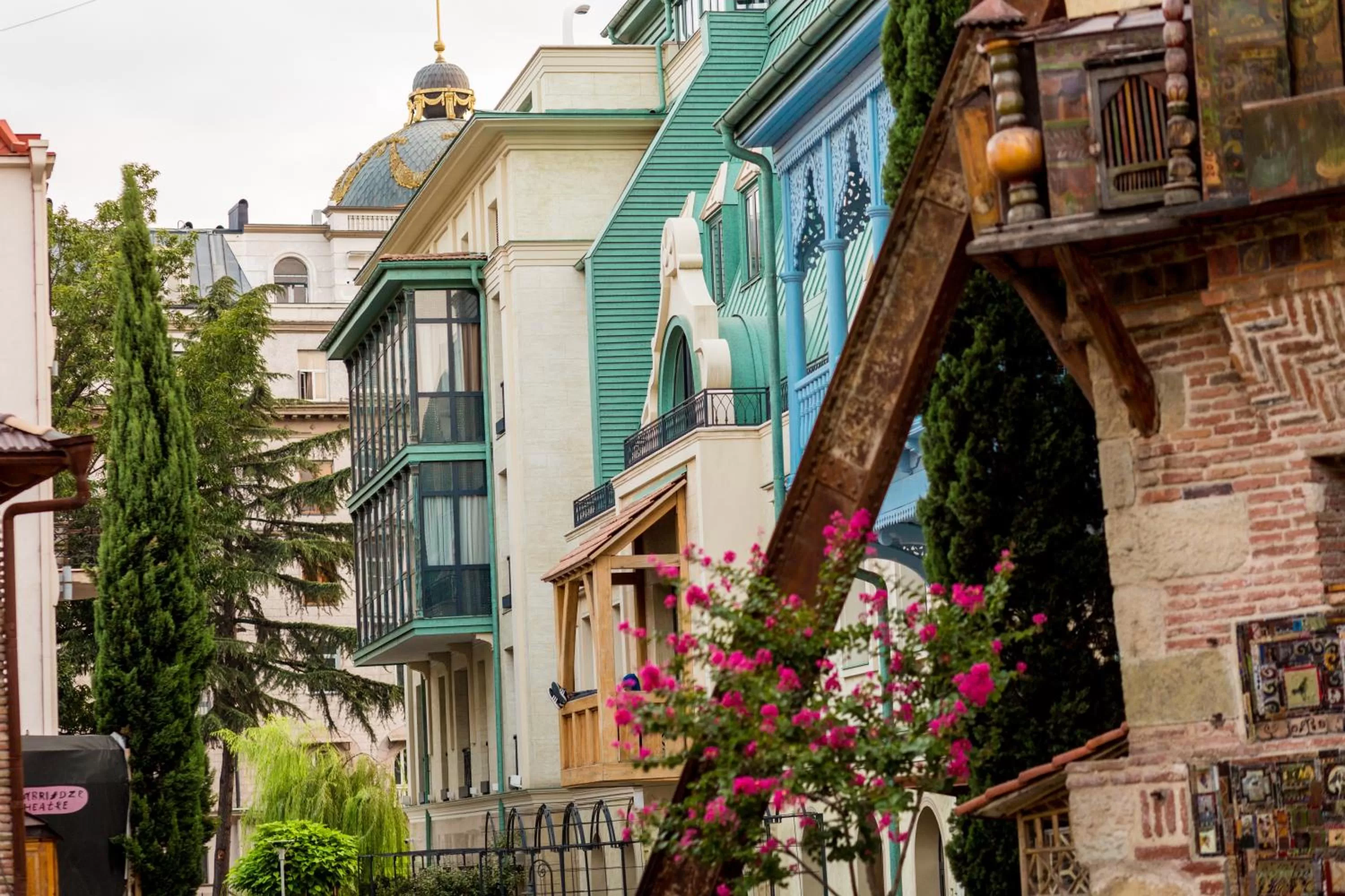 Neighbourhood, Property Building in Kindli Hotel