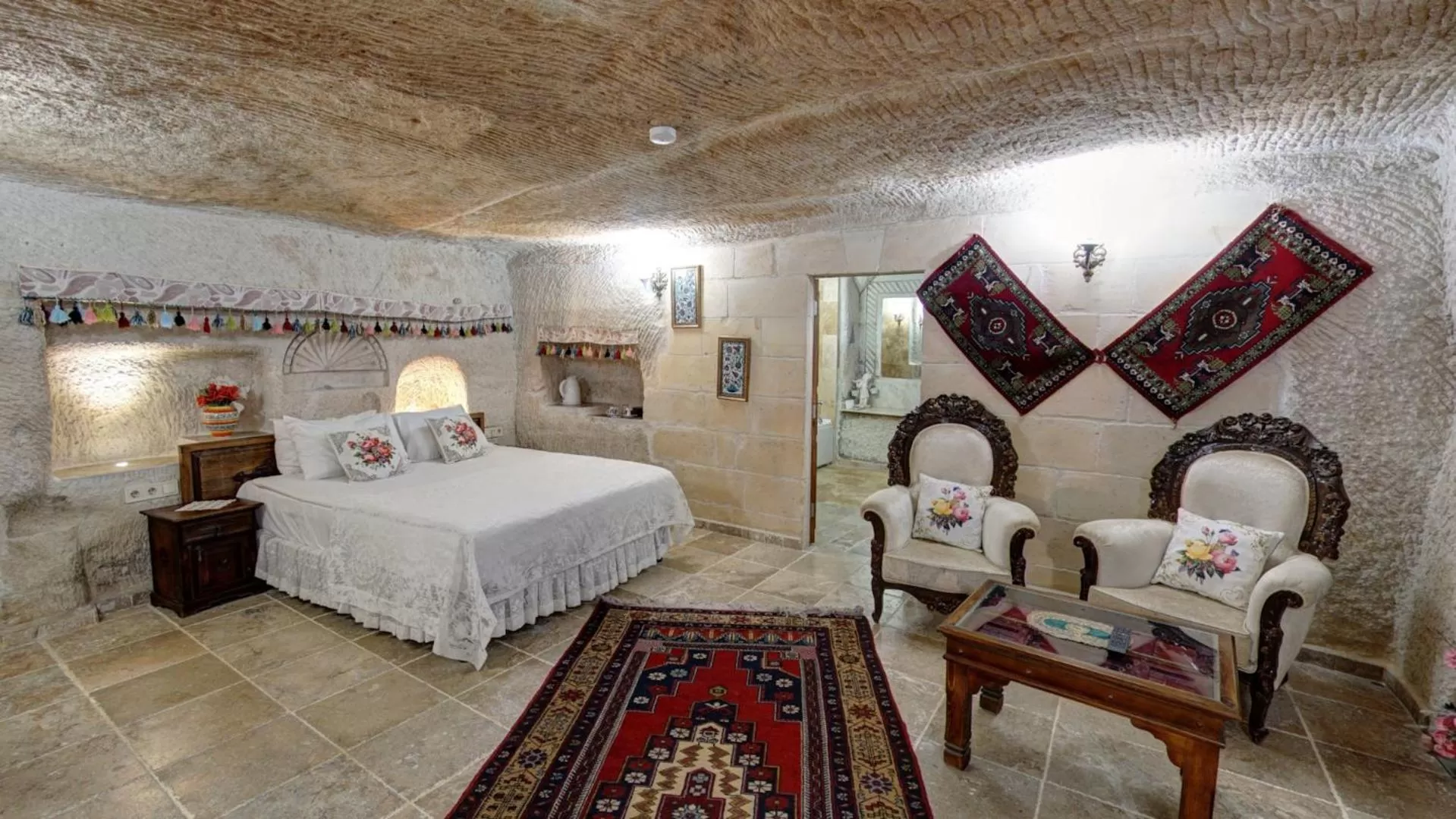 Bedroom, Bed in Roc Of Cappadocia