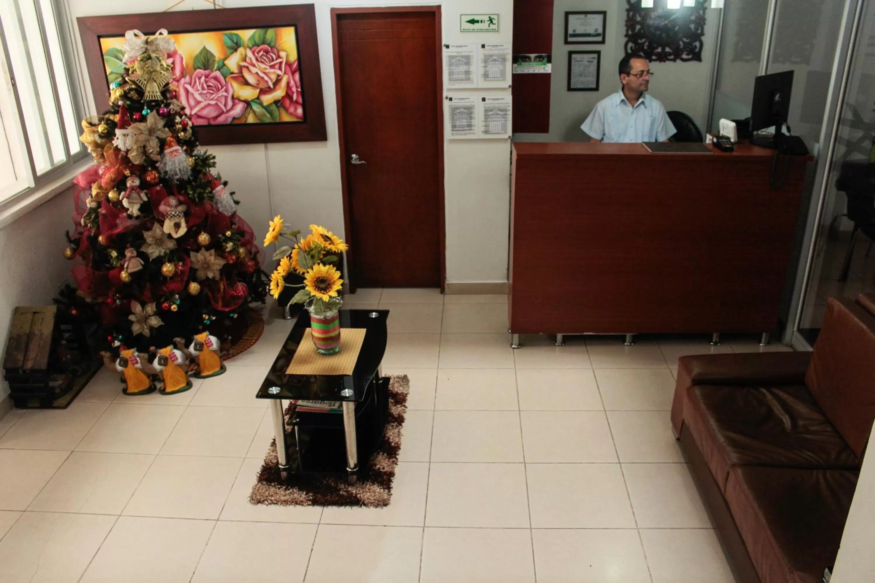 Lobby/Reception in Hotel Santorini Neiva