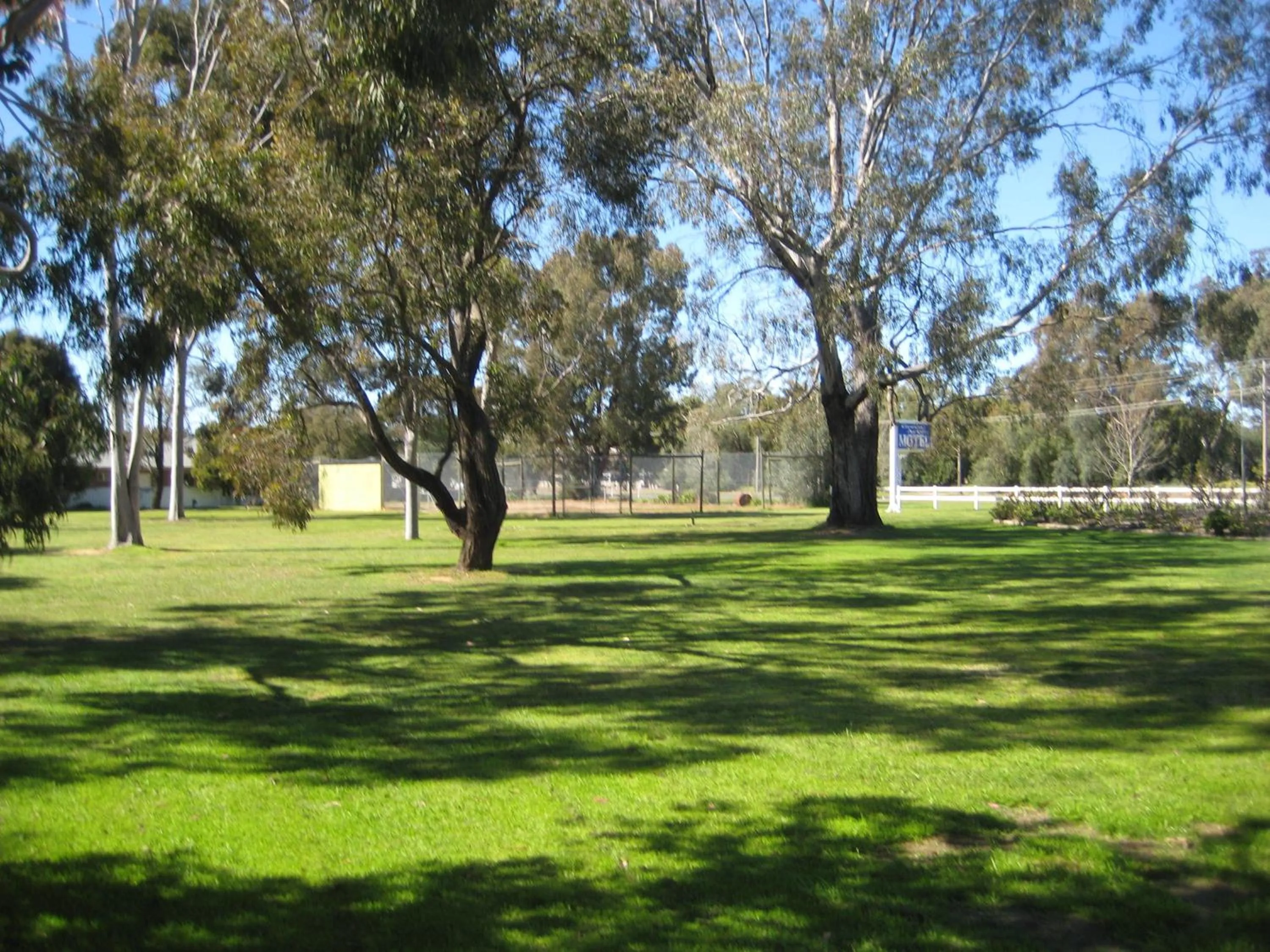 Garden in Greenacres Motel
