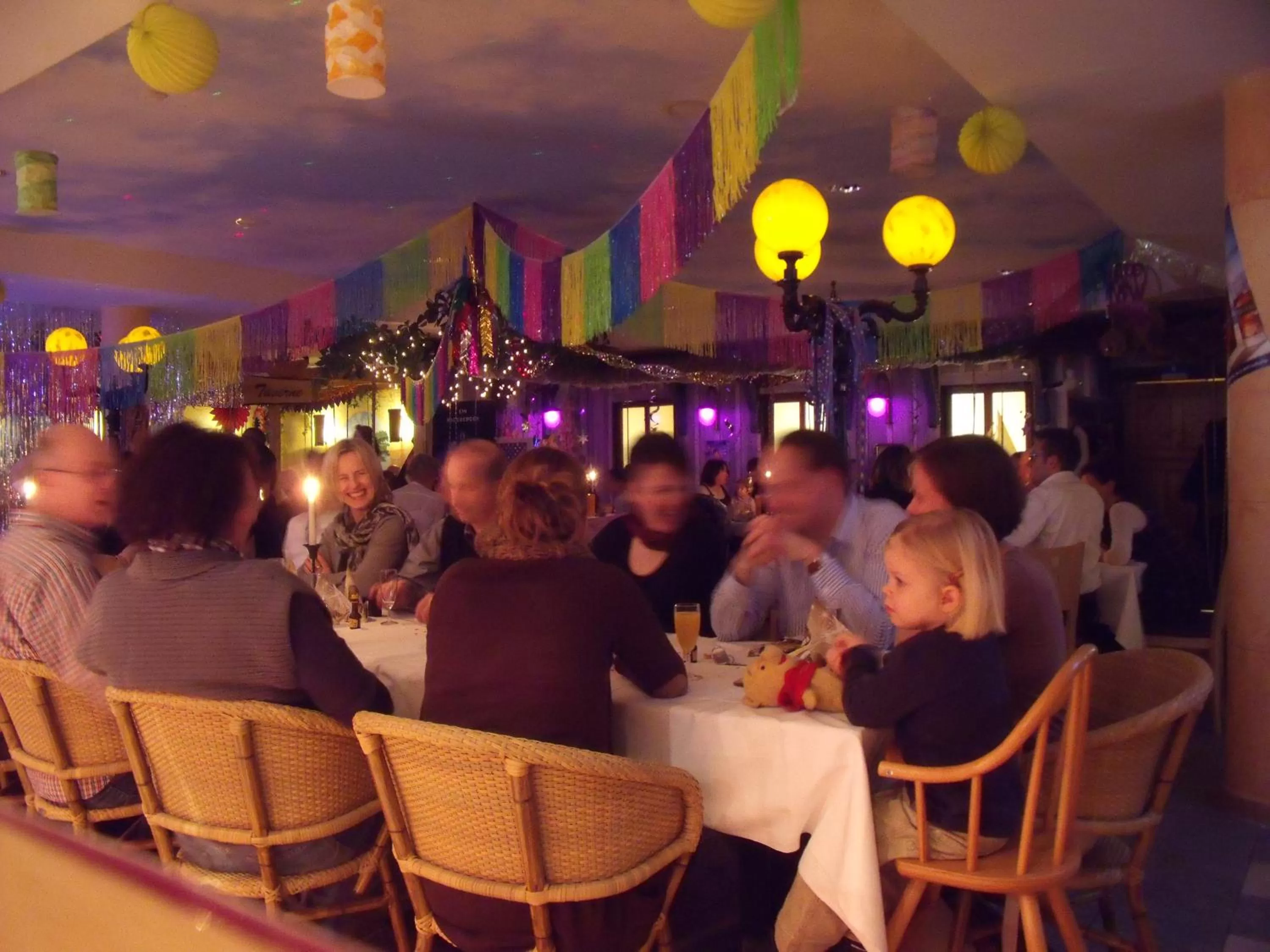 Restaurant/places to eat in Euroville Jugend- und Sporthotel