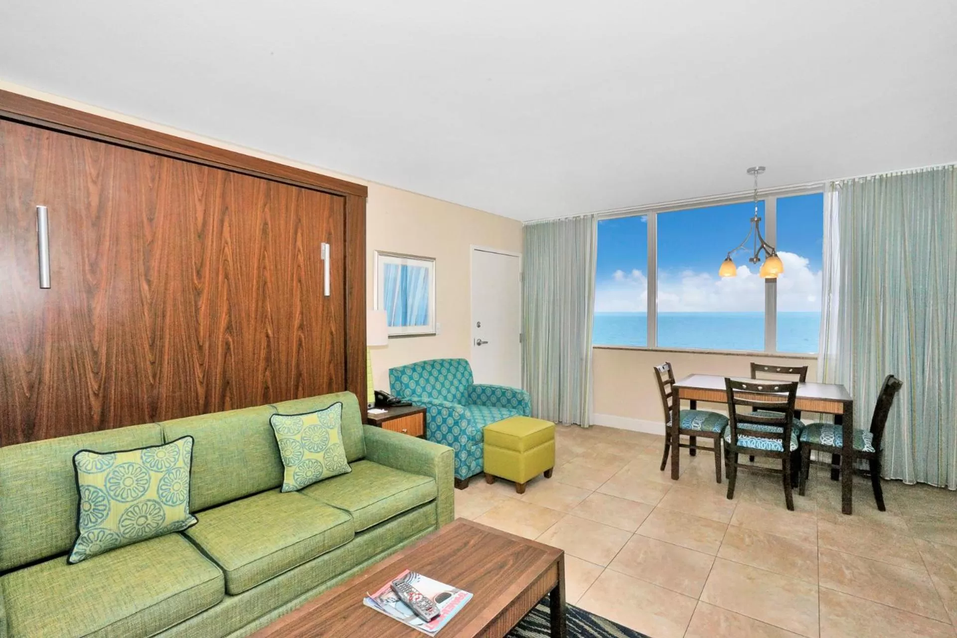 Living room in Hollywood Beach Tower