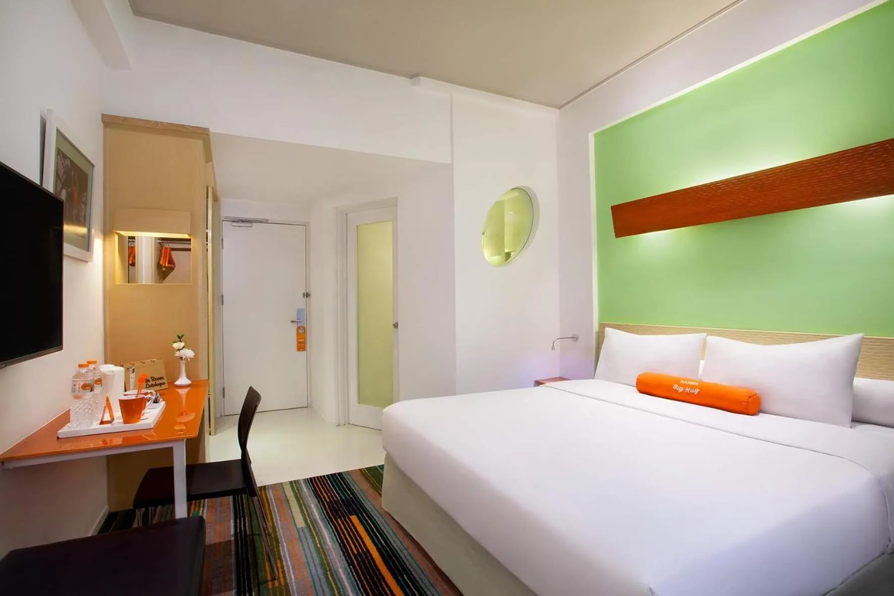 Bedroom, Bed in HARRIS Hotel & Convention Festival Citylink Bandung