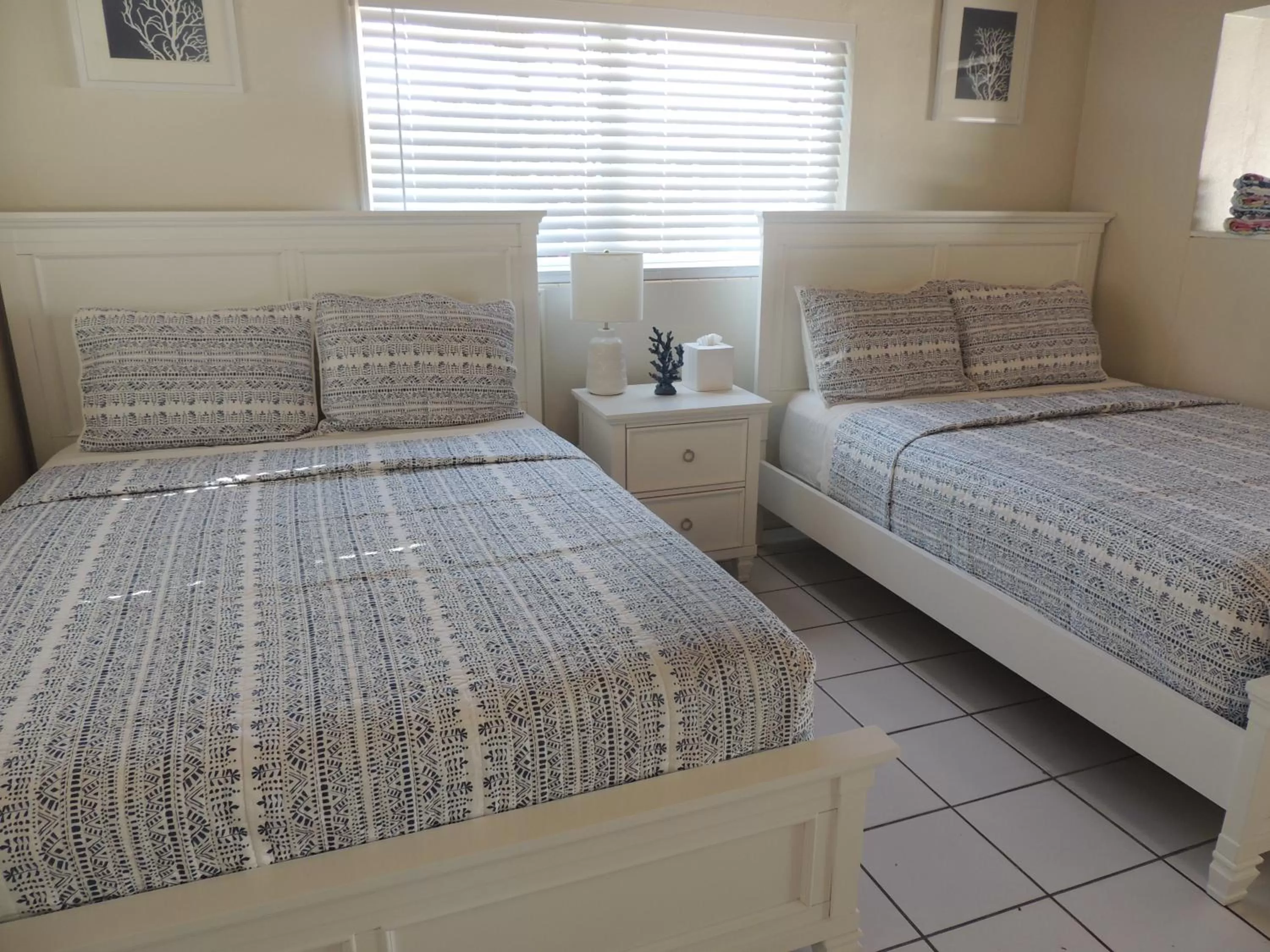 Bedroom, Bed in Sands of Islamorada