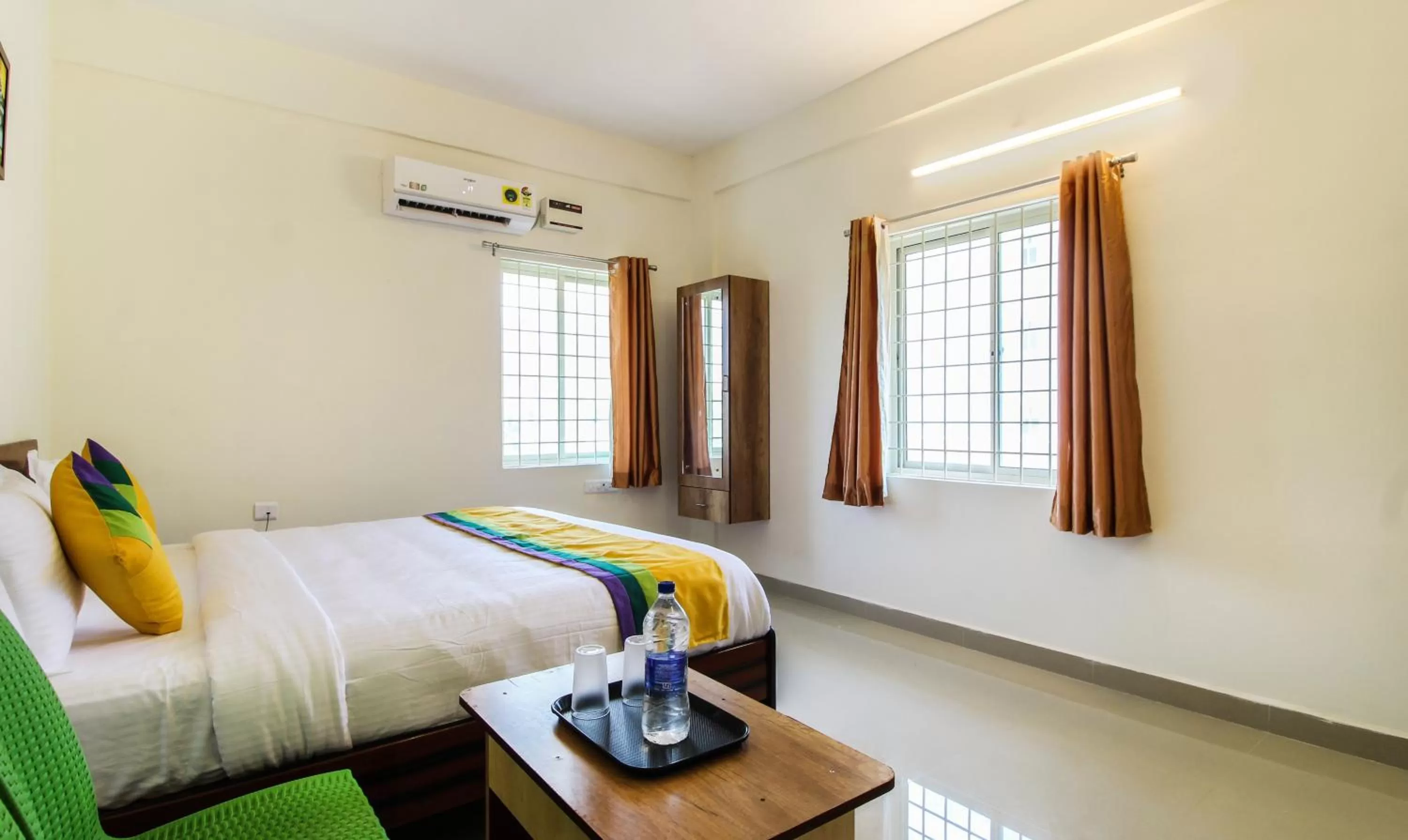 Bed in Itsy Hotels Riyas Grand