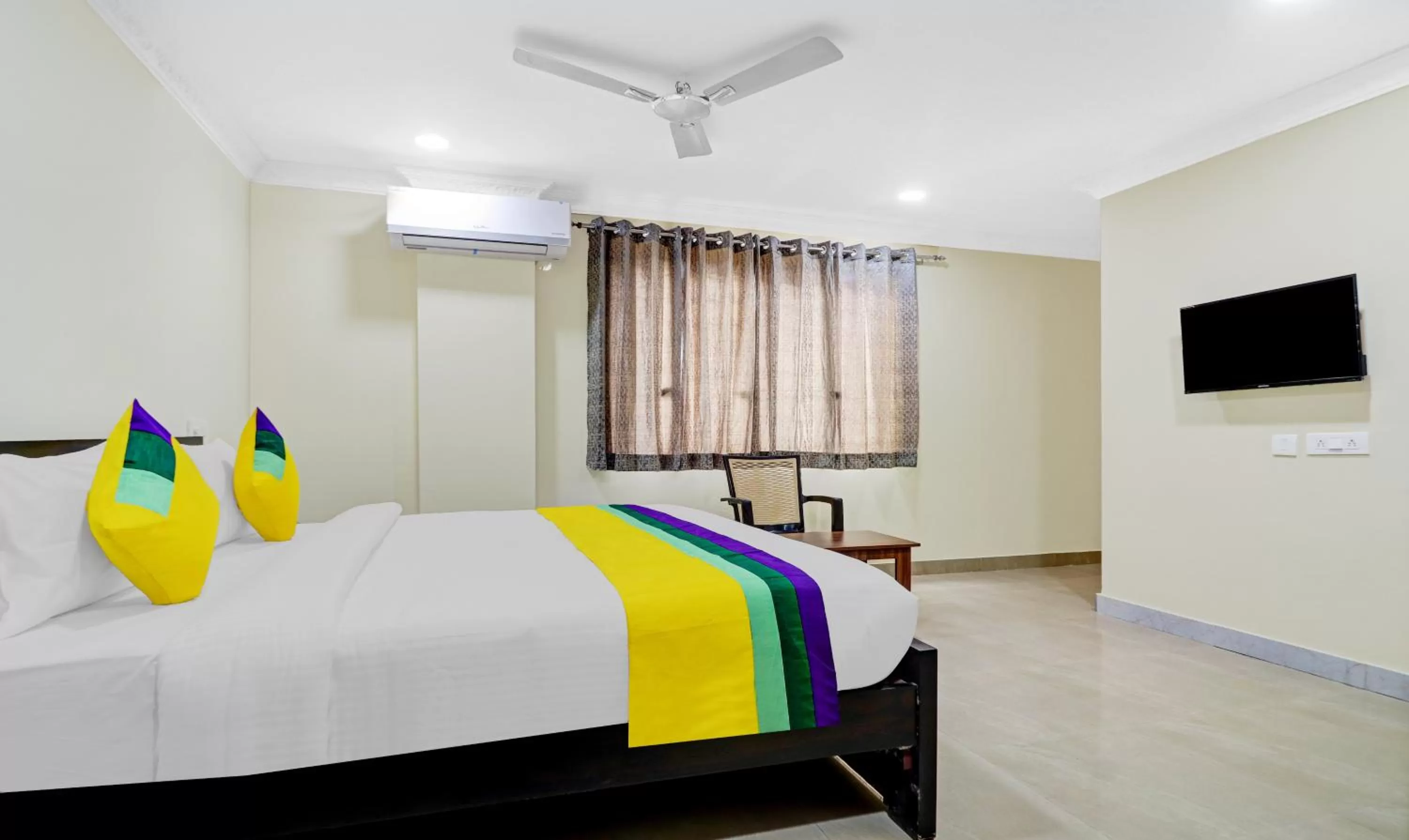 Bed in Itsy By Treebo - 99 Inn Hitech City