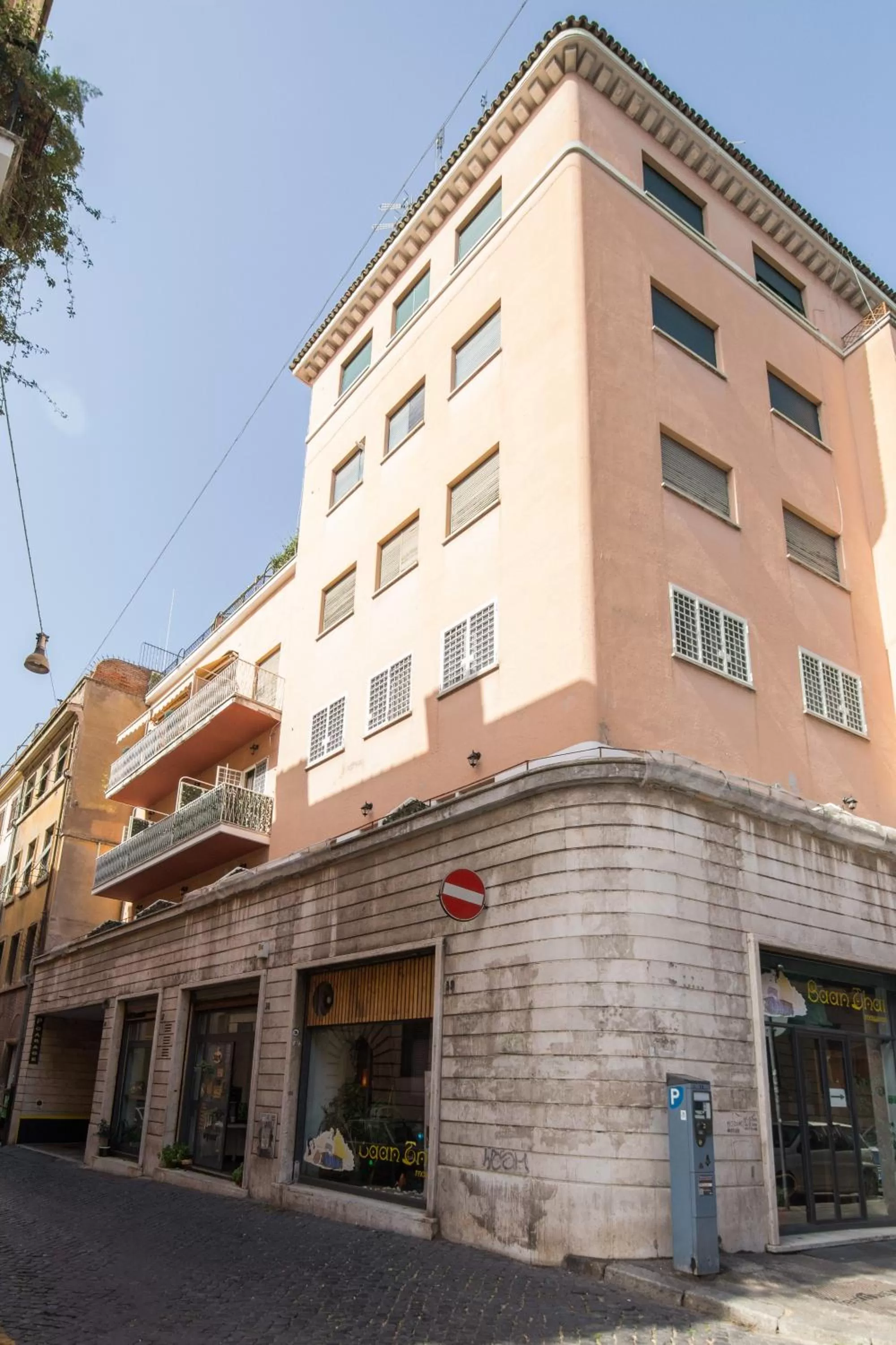 Property Building in Vatican Relais Rome Suite