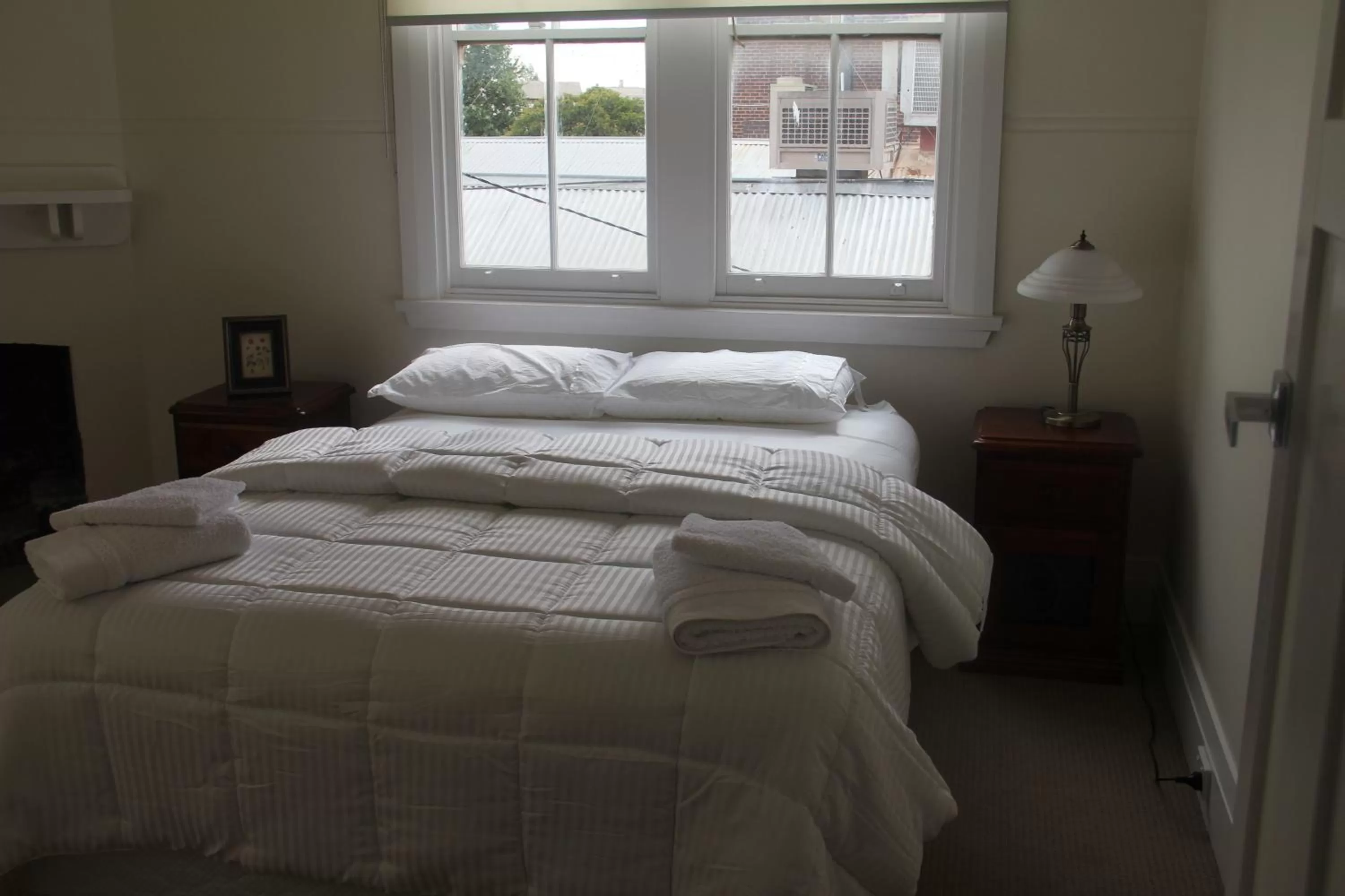 Bed in Mentor Chambers Apartment Bed & Breakfast