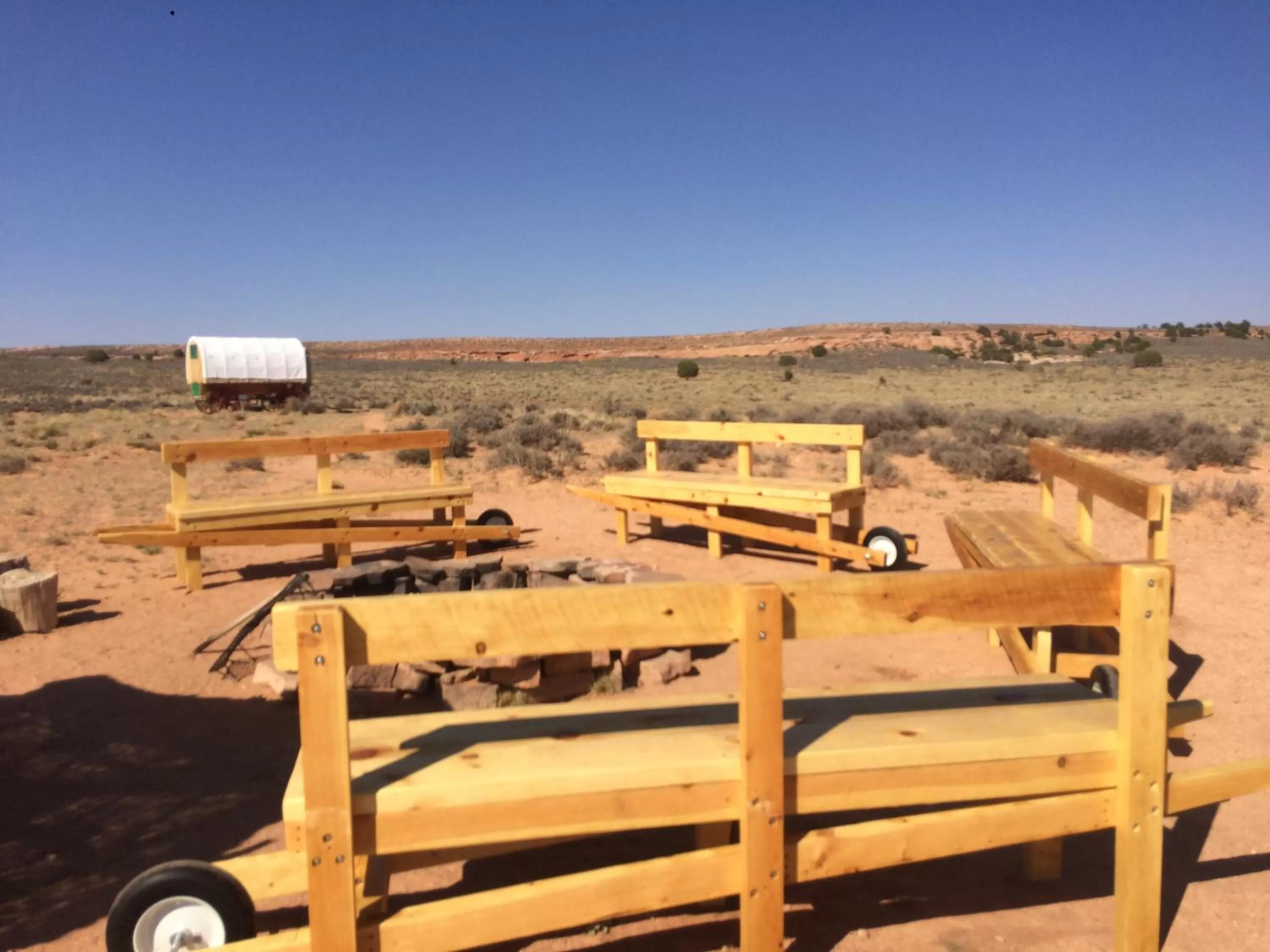 Seating area in Shash Dine' EcoRetreat