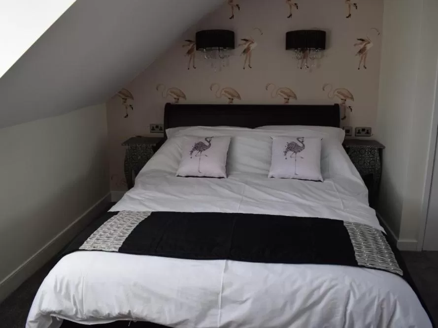 Bedroom, Bed in The View on the terrace