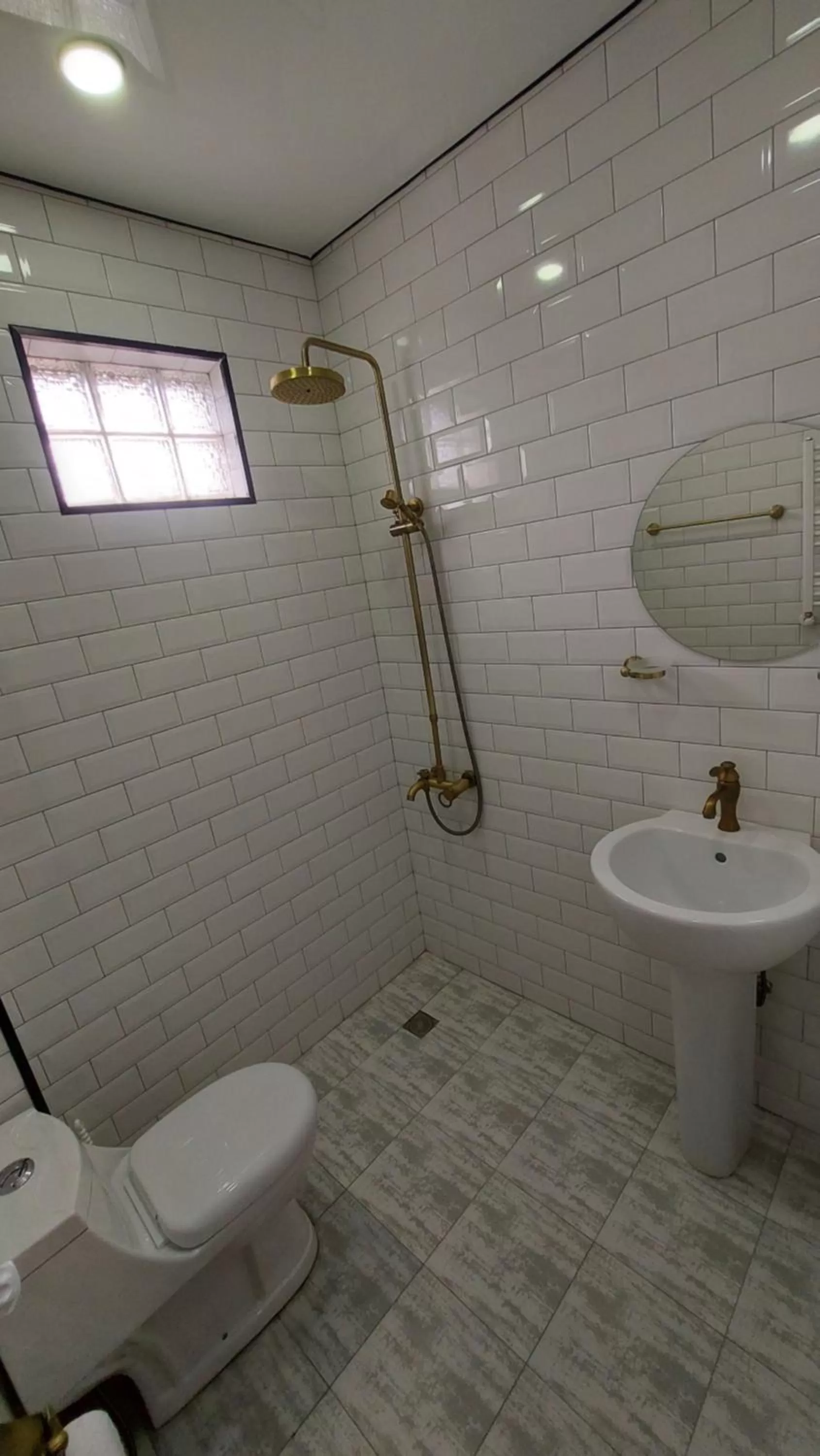 Bathroom in Level Up Hotel & Restaurant