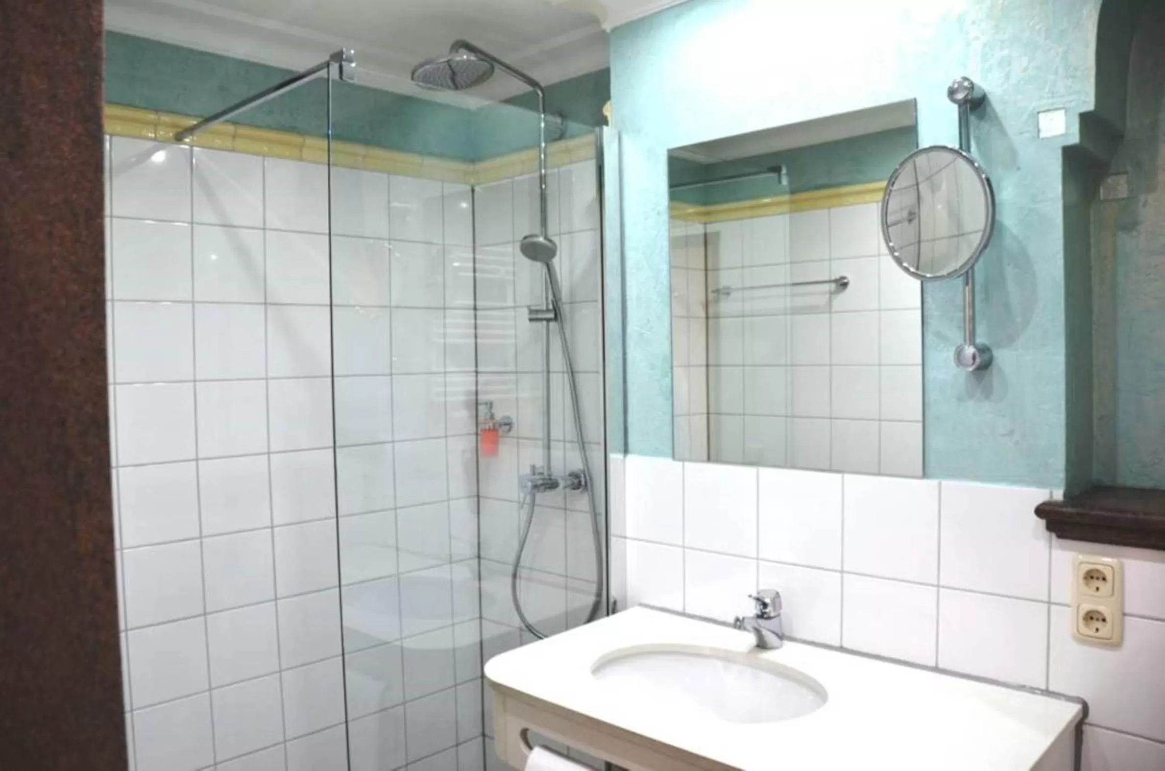 Photo of the whole room in Ringhotel Alpenhof - Patchworkhotel