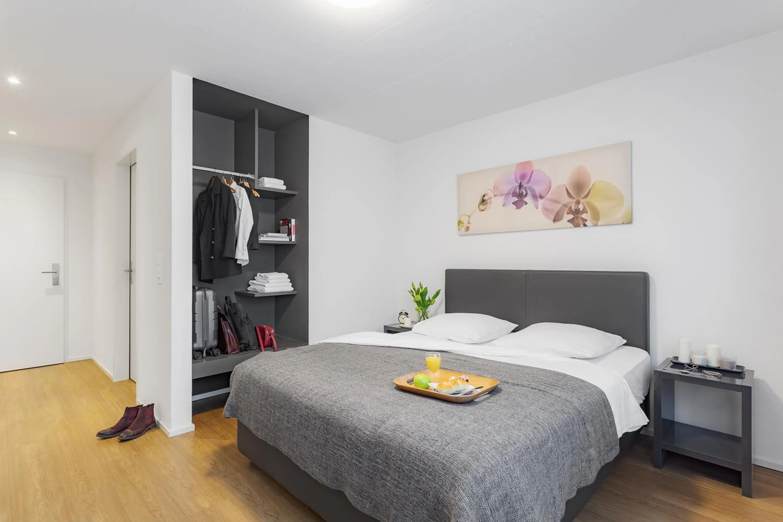 Photo of the whole room, Bed in Swiss Star Zurich Airport - Self Check-In