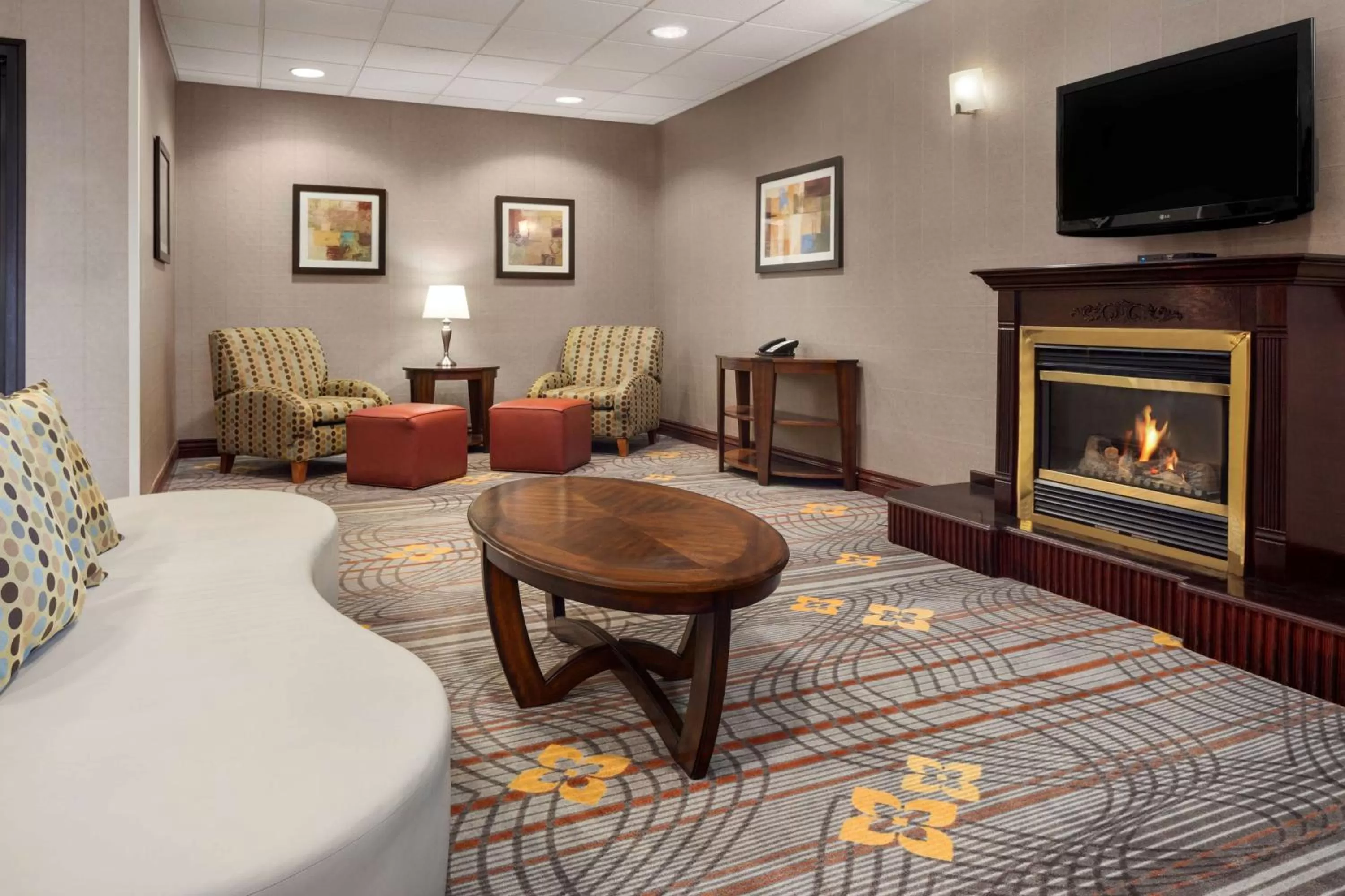 Lobby or reception in Hampton Inn & Suites Detroit Sterling Heights