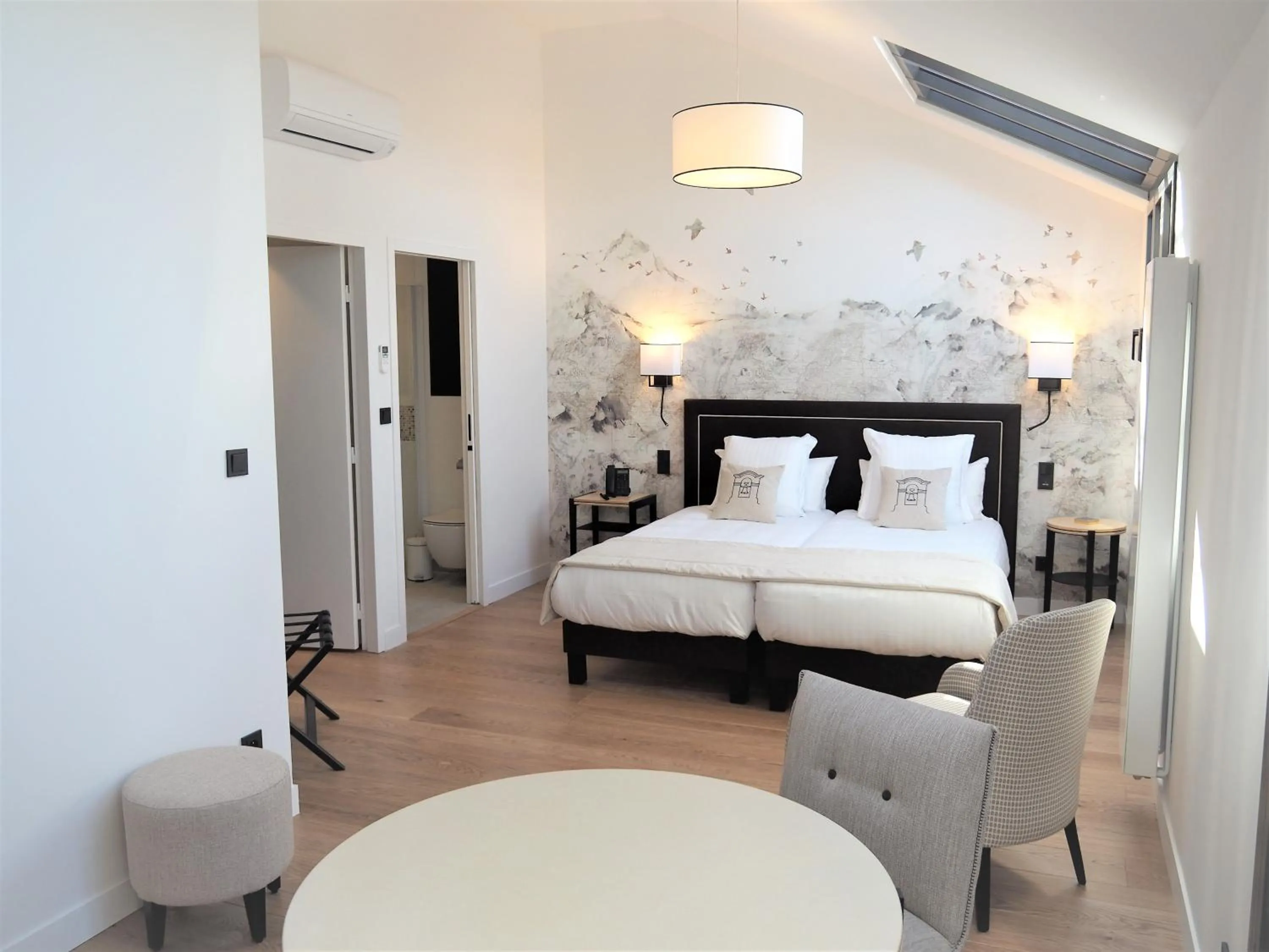 Bed in College des Doctrinaires, Hôtel, Résidence et SPA