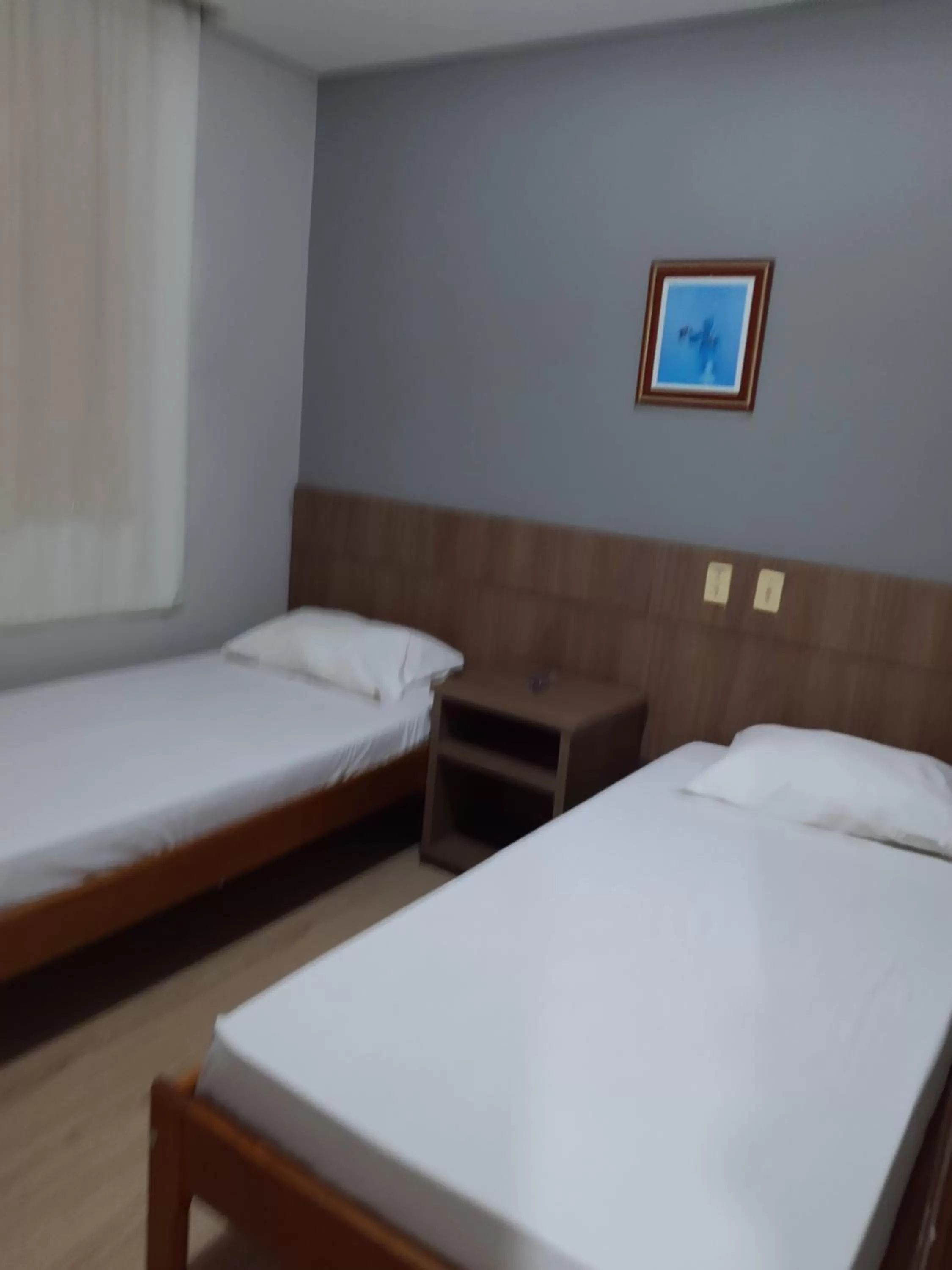 Photo of the whole room, Bed in Rede Andrade Guaíra