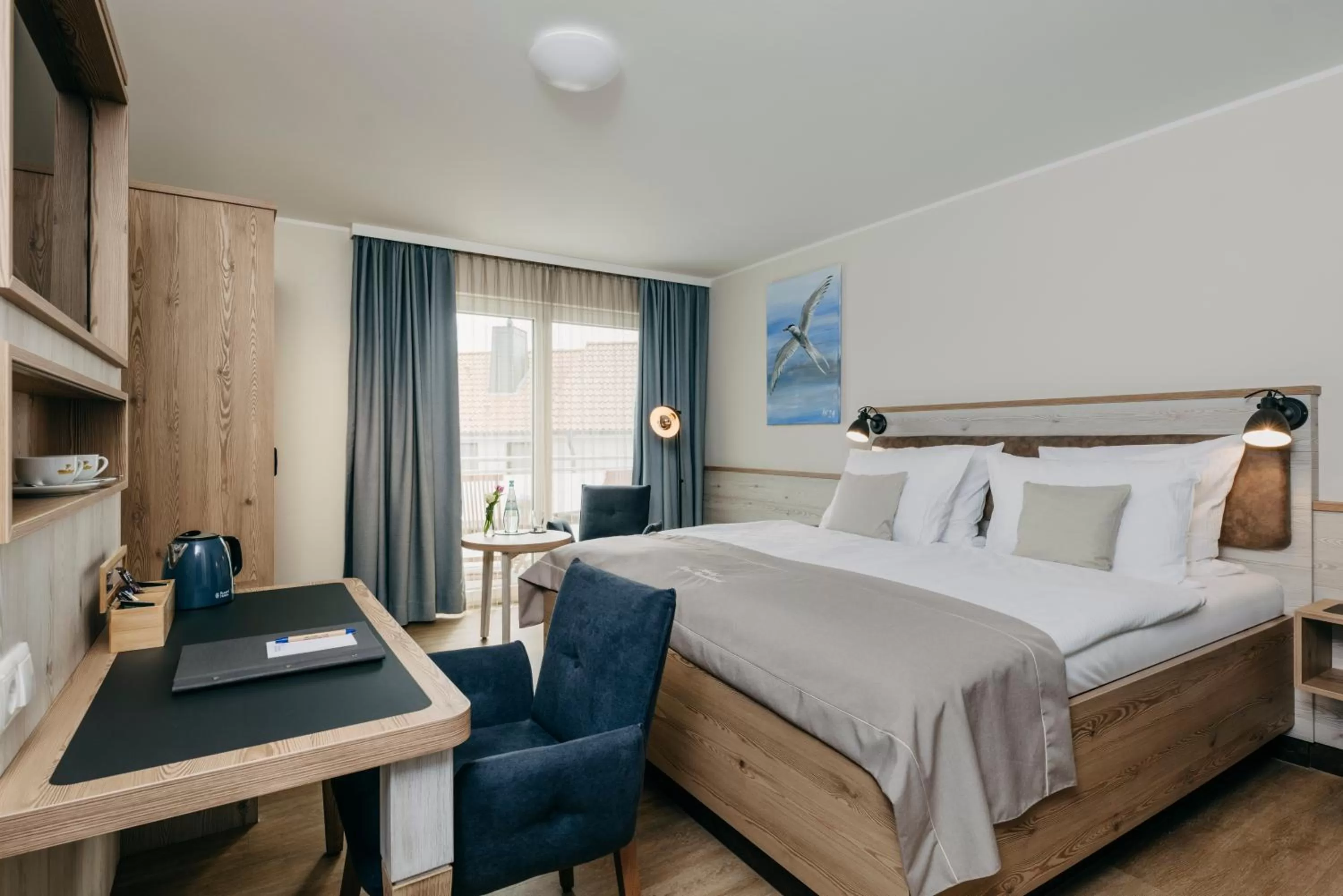 Photo of the whole room, Bed in Hotel Alter Muschelsaal