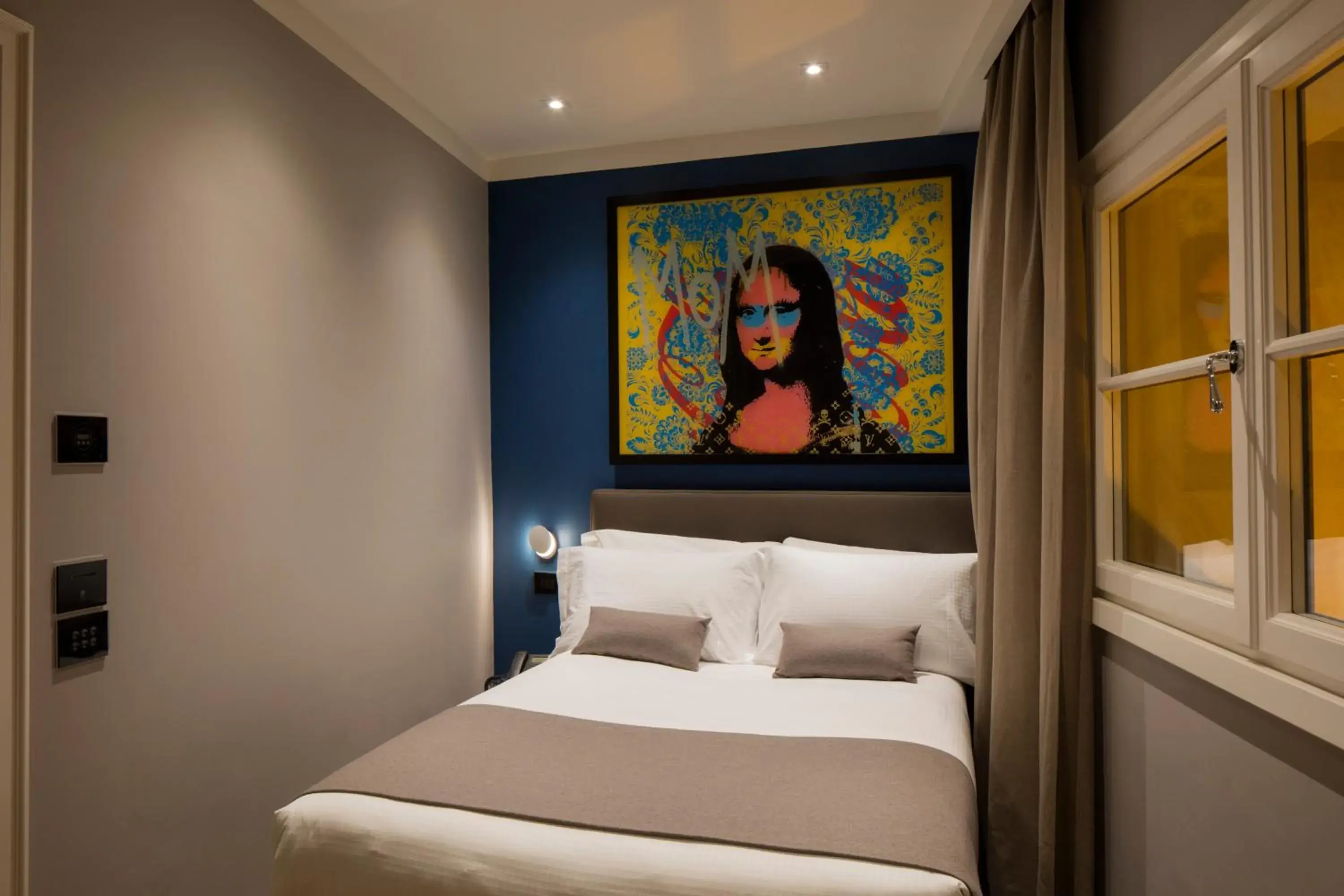 Small Double Room - single occupancy in The Frame Hotel Small Double Room - single occupancy in The Frame Hotel