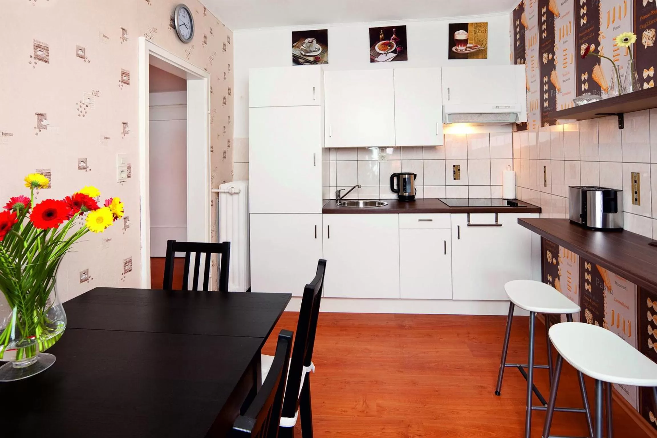 Kitchen or kitchenette in City Apart Hotel Füssen