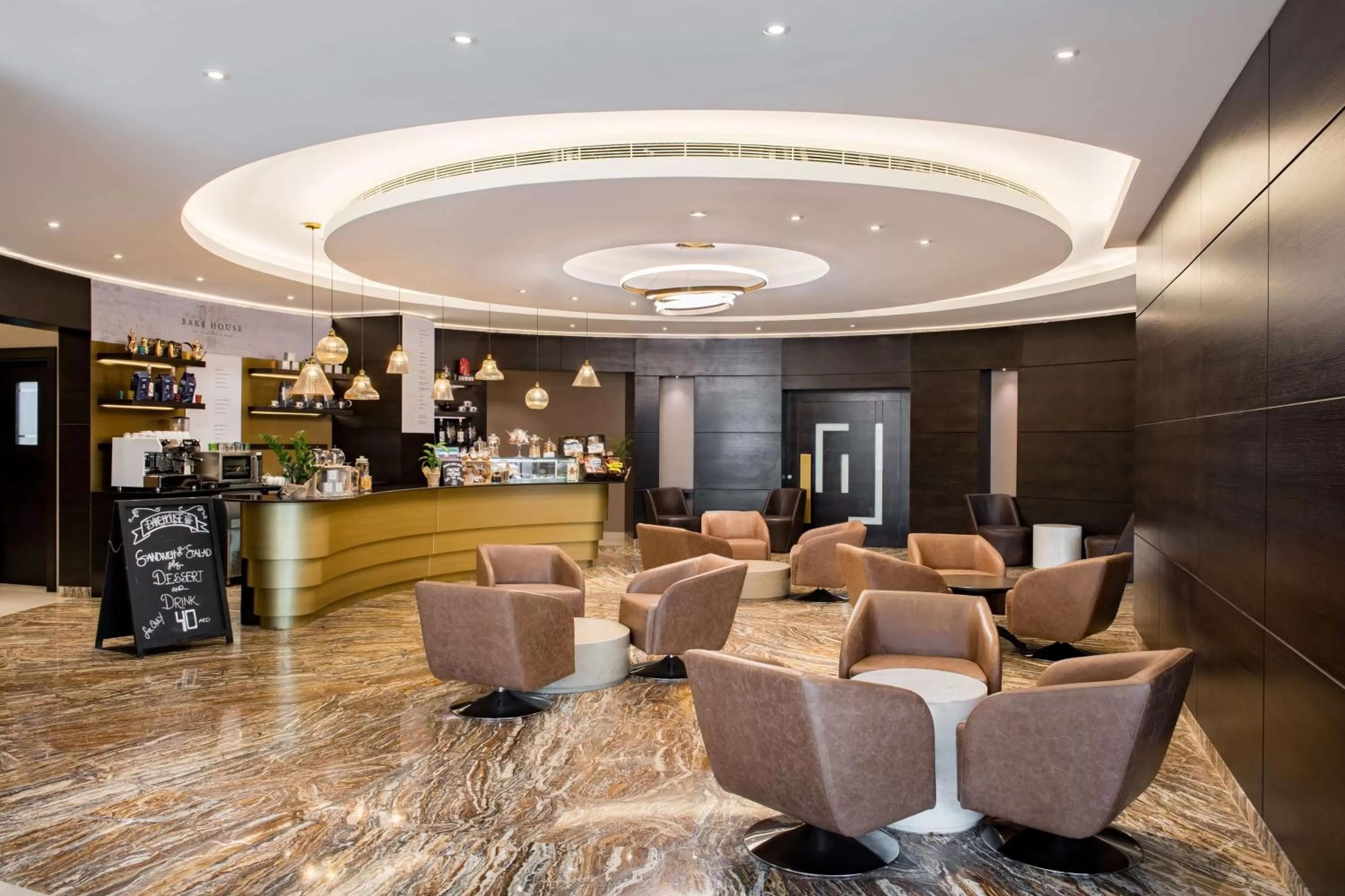 Lounge or bar in Radisson Blu Hotel, Dubai Canal View