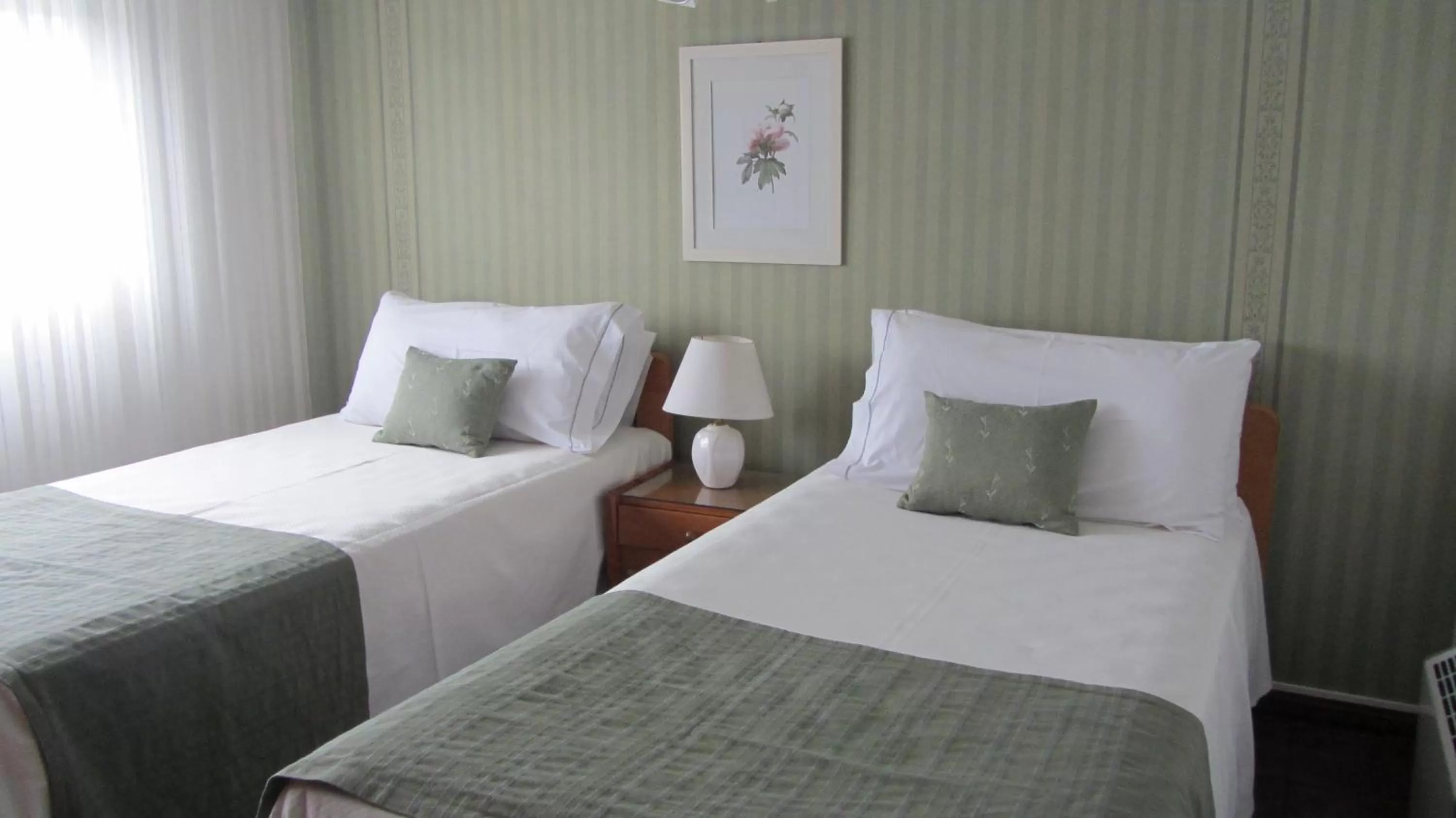 Bed in BDA Hotel & Spa