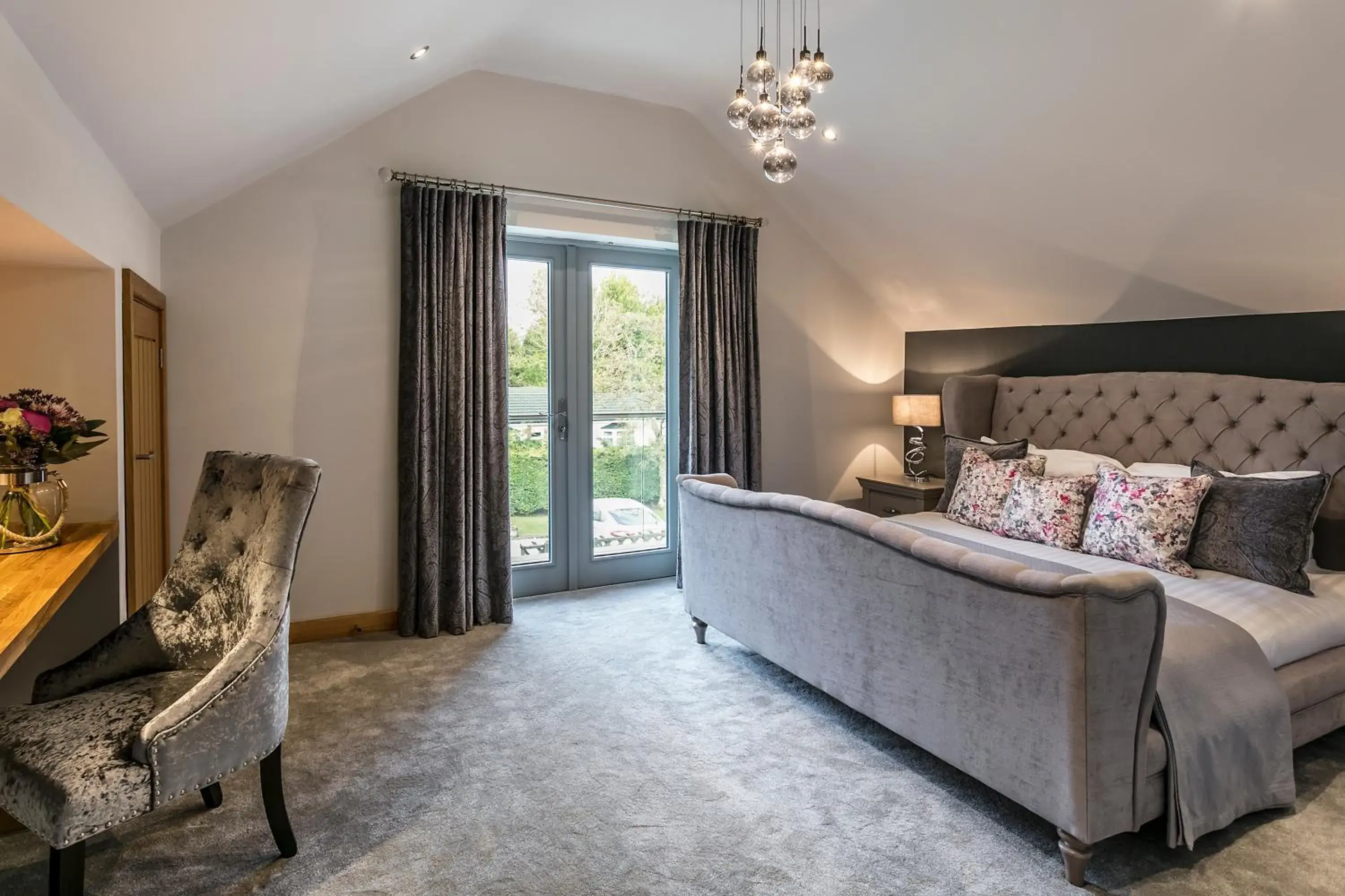 Deluxe Suite in The Gamekeeper's Inn Deluxe Suite in The Gamekeeper's Inn